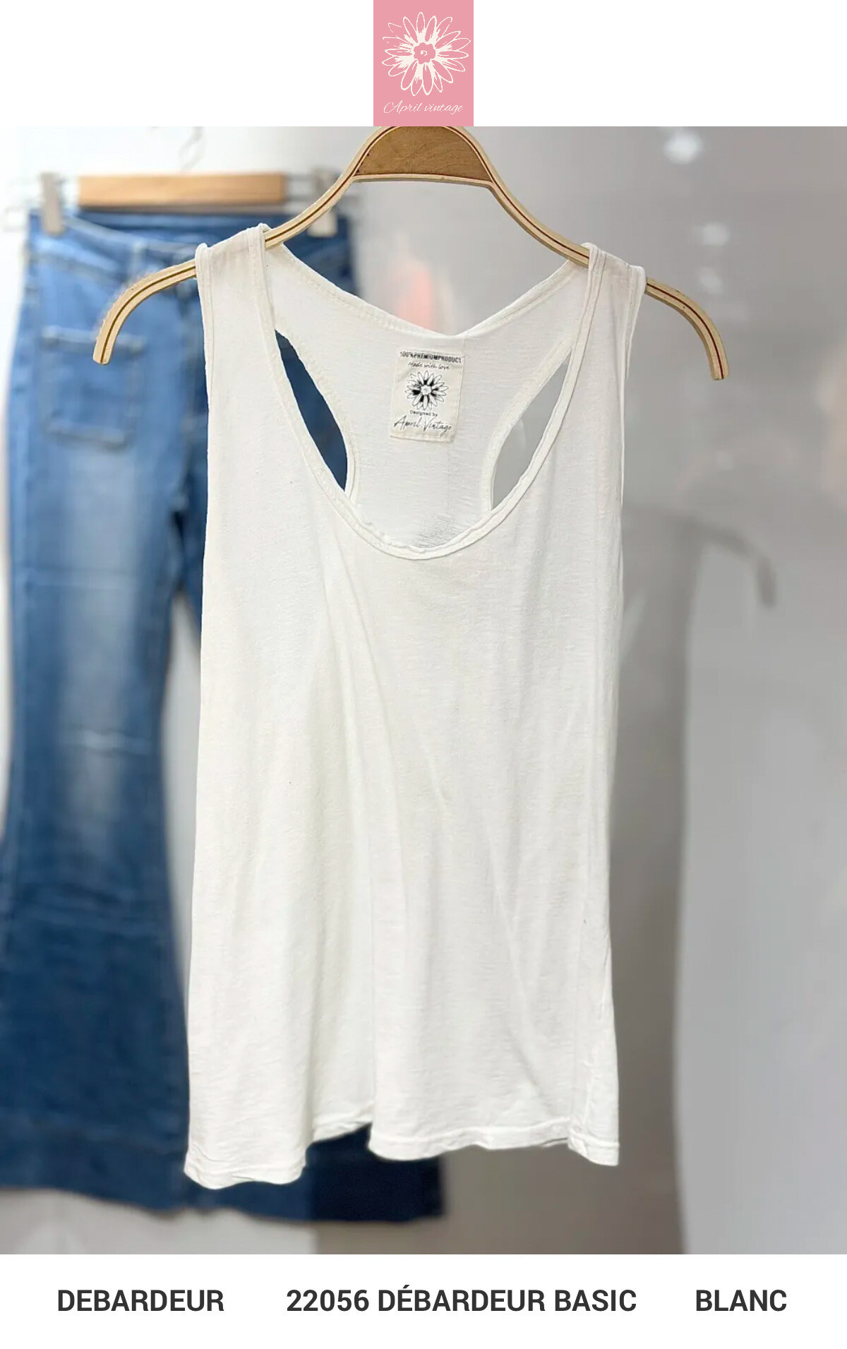 Wholesaler APRIL VINTAGE - Basic cotton t-shirt V-neck