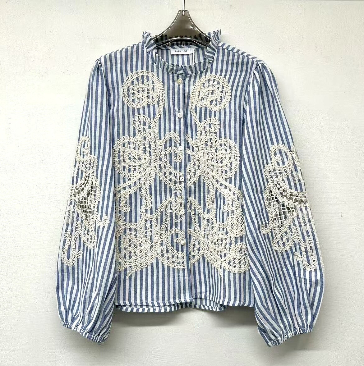 Wholesaler Archie Love - embroidered blouse