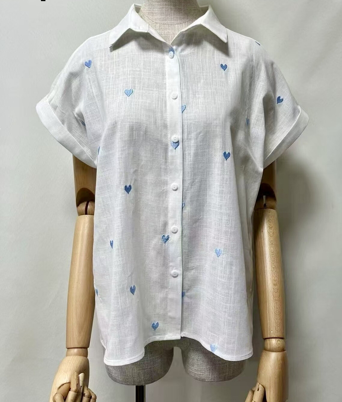 Wholesaler Archie Love - embroidered shirt