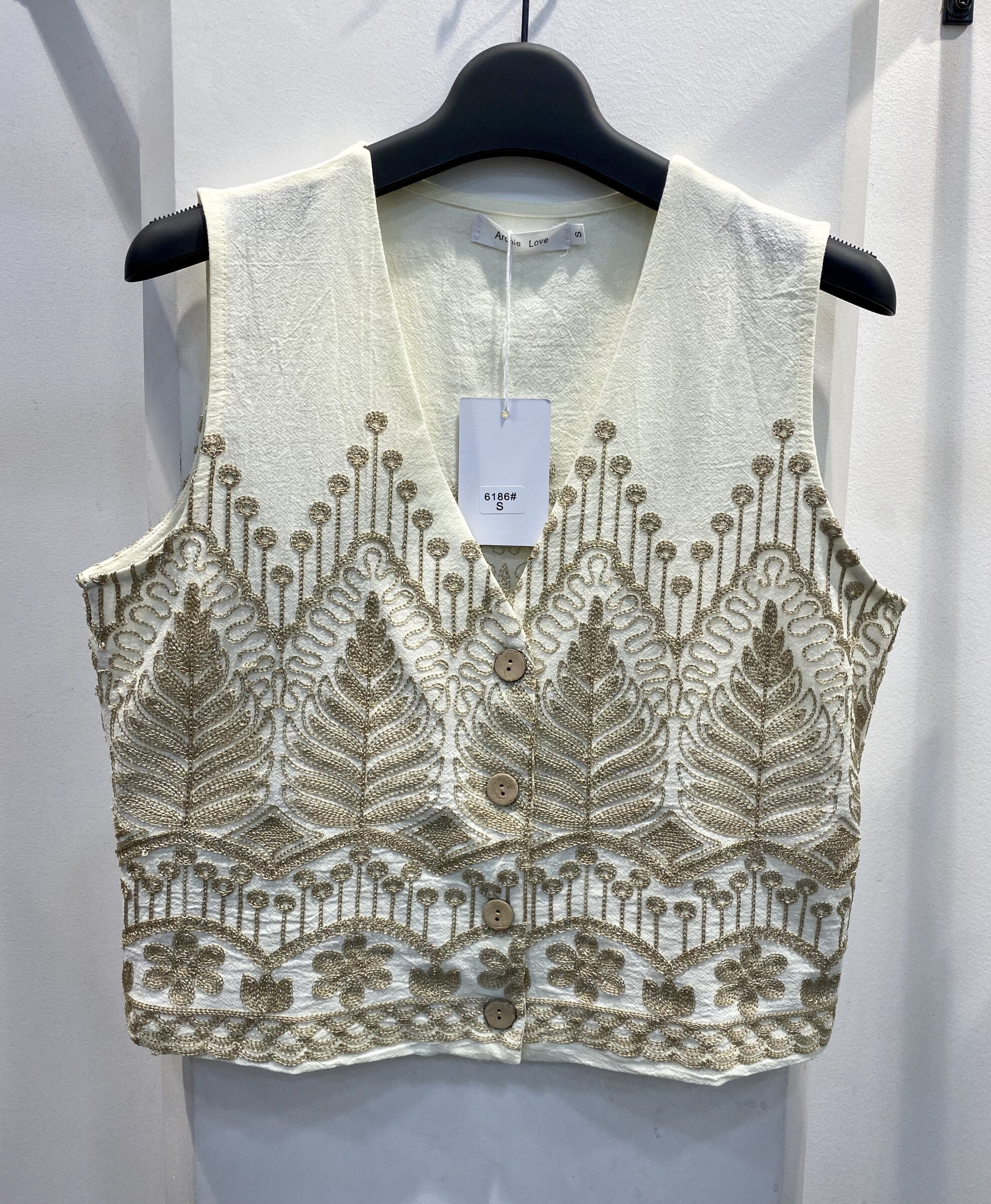 Wholesaler Archie Love - Embroidered vest