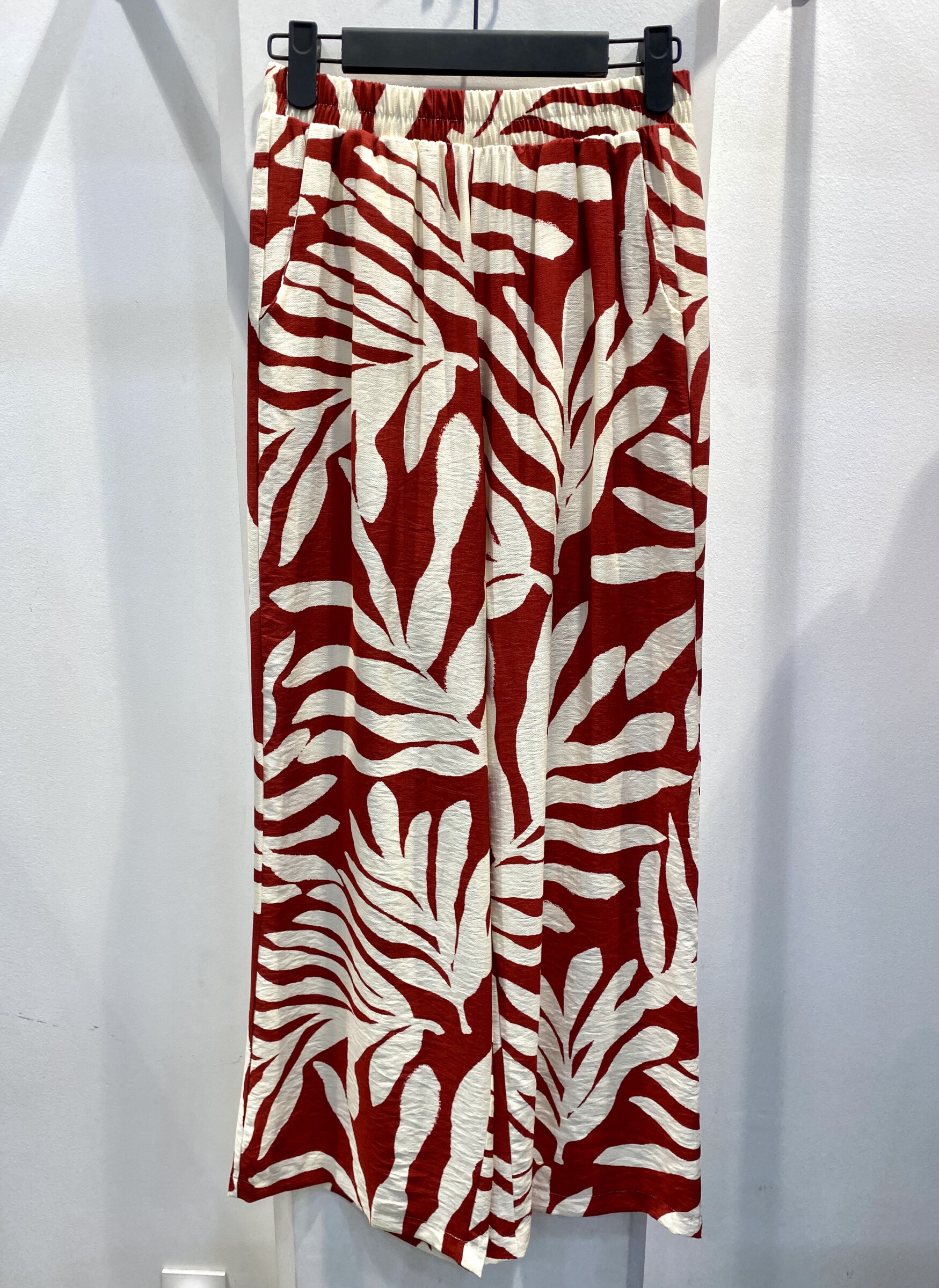 Wholesaler Archie Love - printed pants