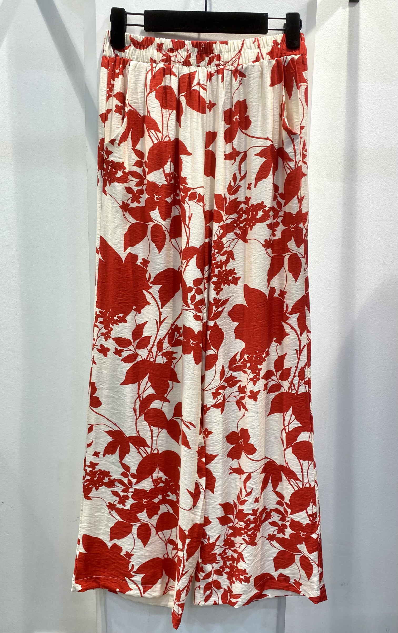 Wholesaler Archie Love - printed top
