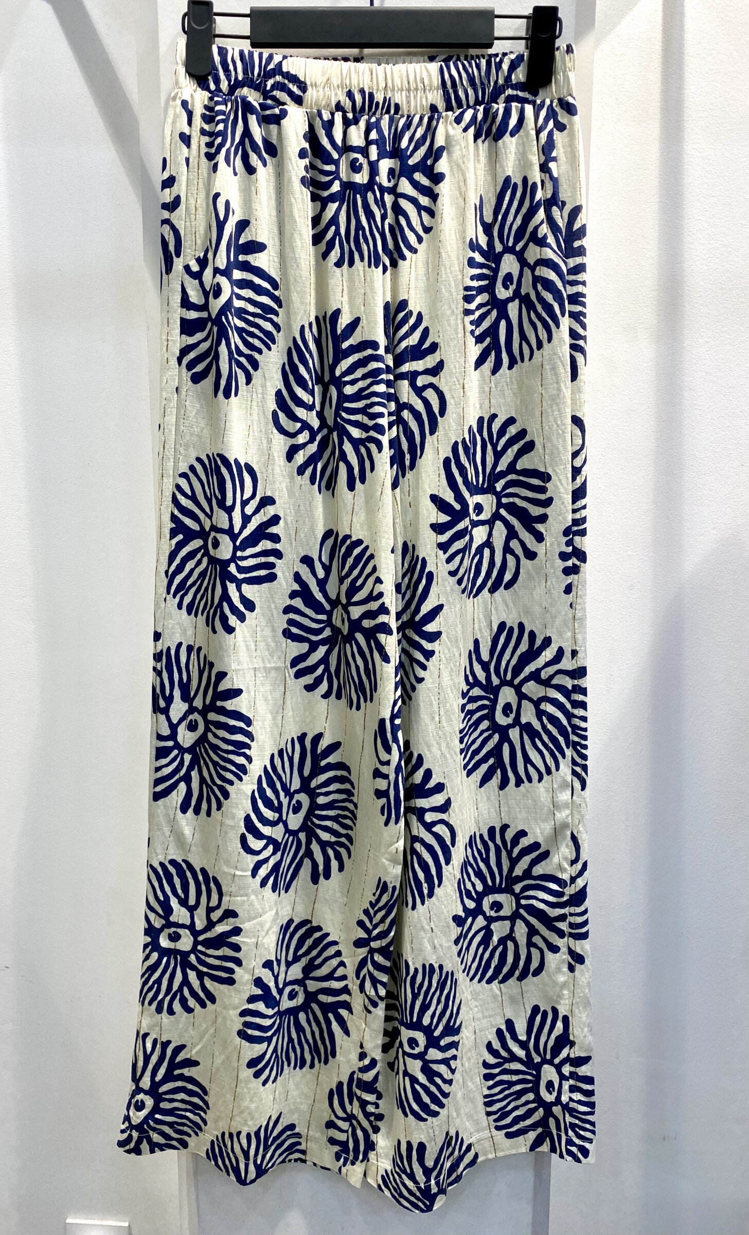 Wholesaler Archie Love - printed pants