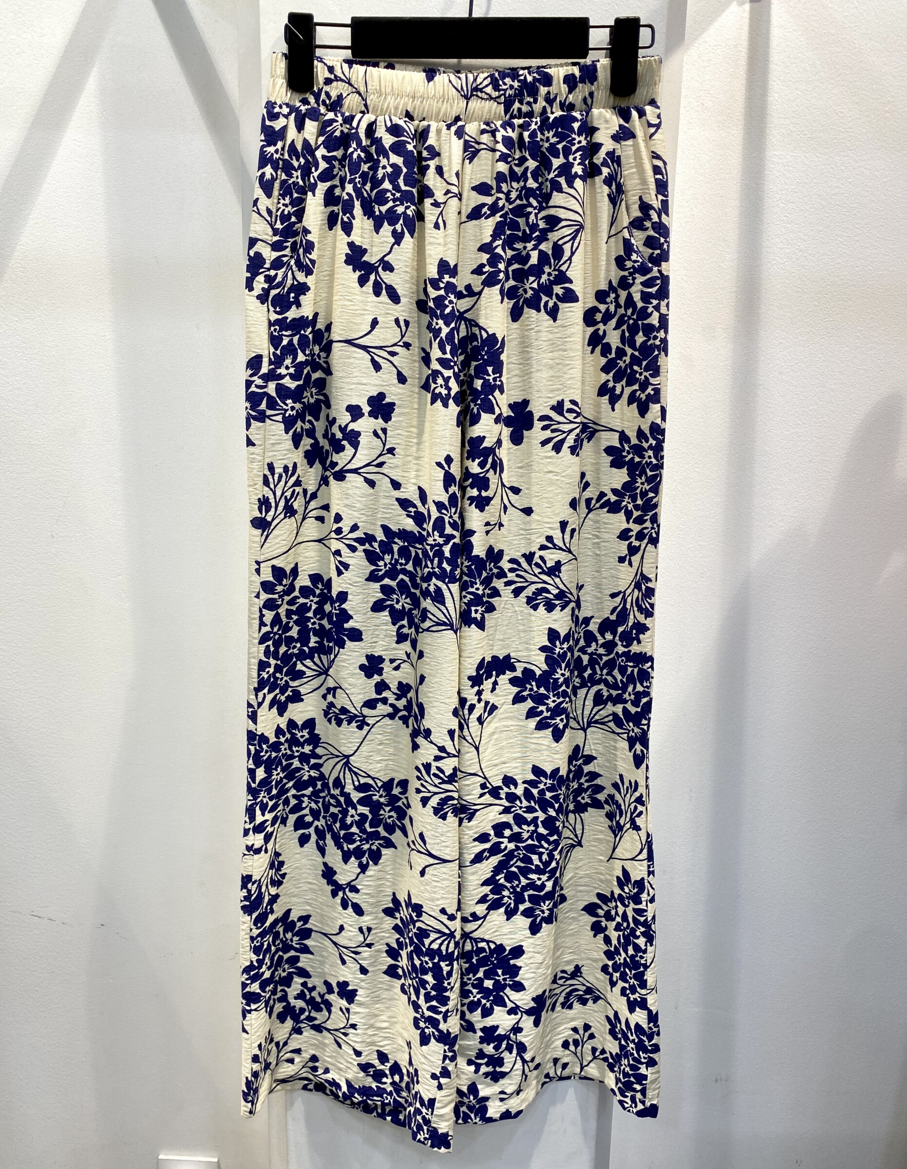 Wholesaler Archie Love - printed pants