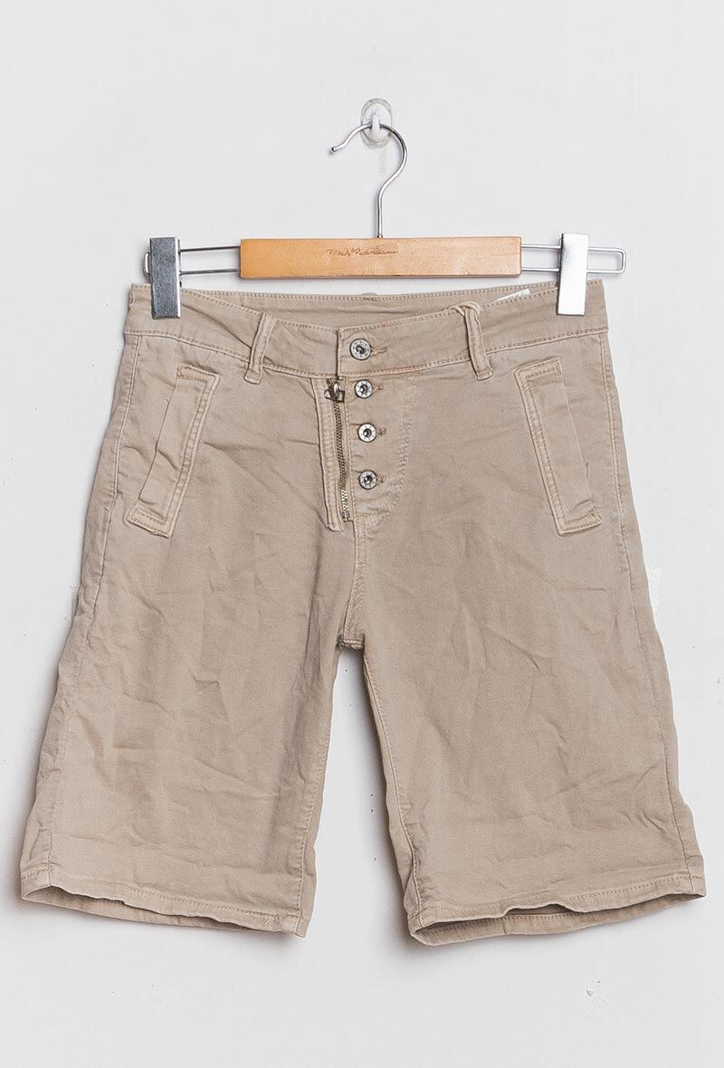 Grossista ARELINE (Theoline) - Shorts di cotone con chiusura a zip e bottoni