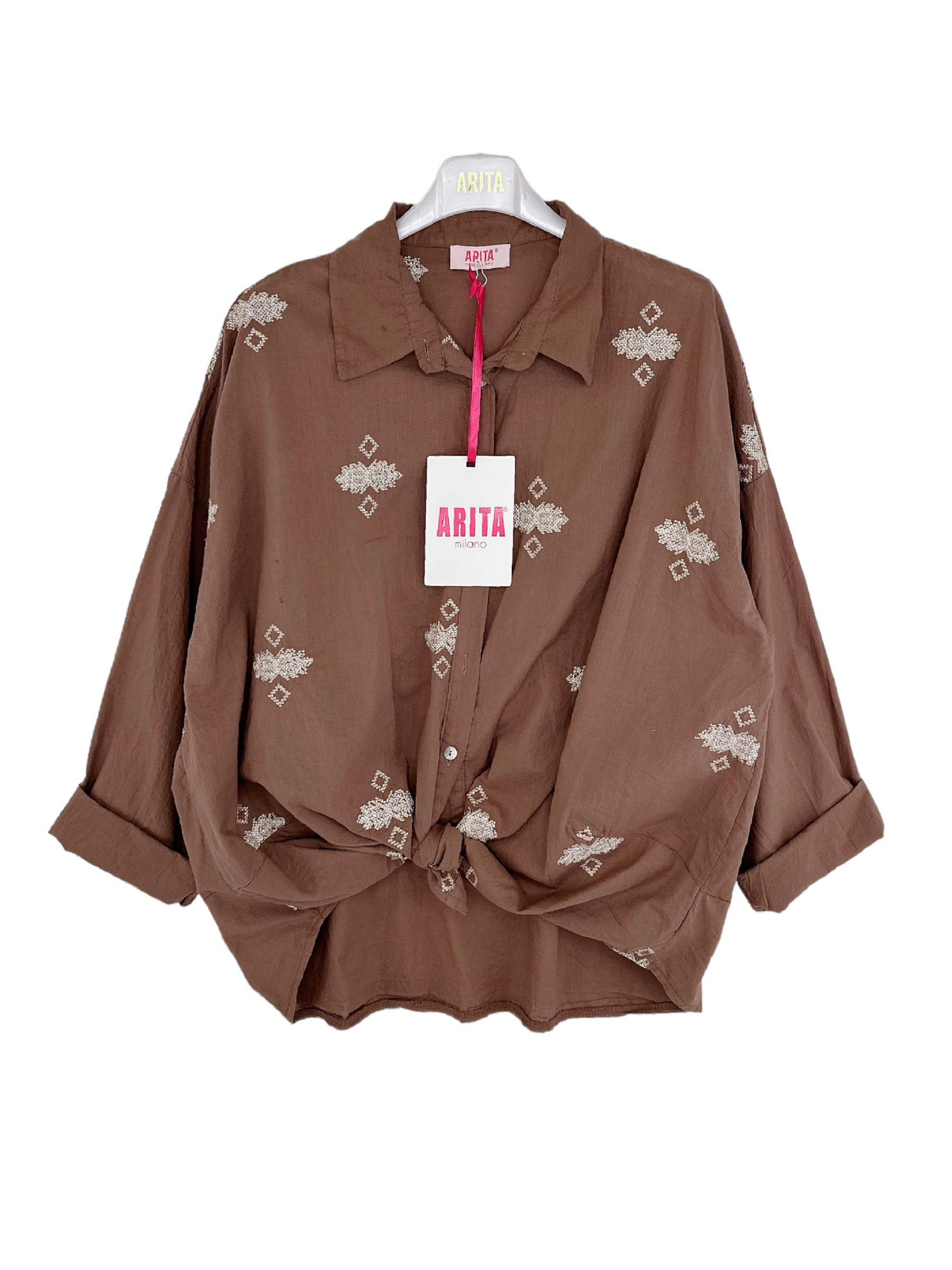 Mayorista ARITA - Camisa de algodón con detalles bordados