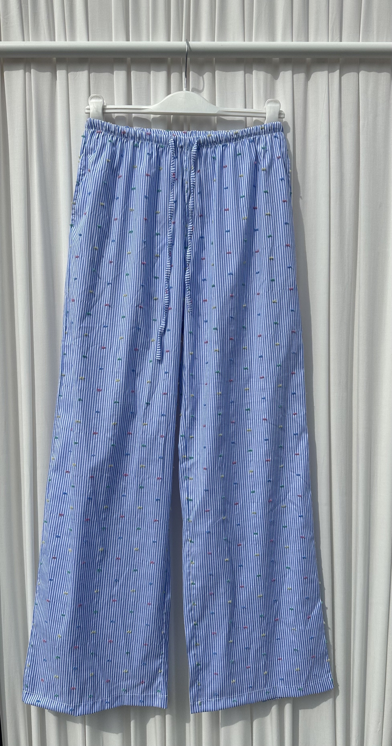 Wholesaler ARITA - Striped plumetis pants