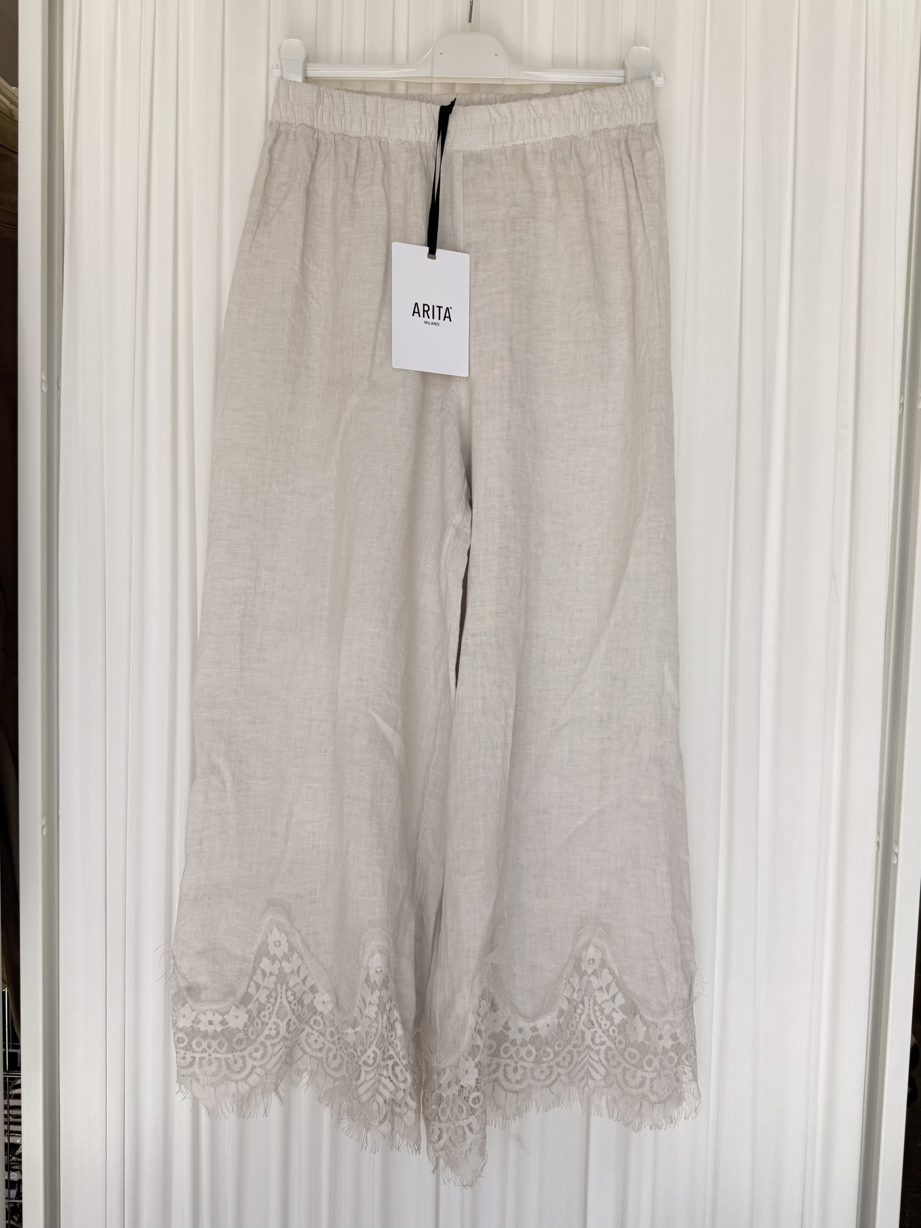Wholesaler ARITA - Linen trousers with lace detail