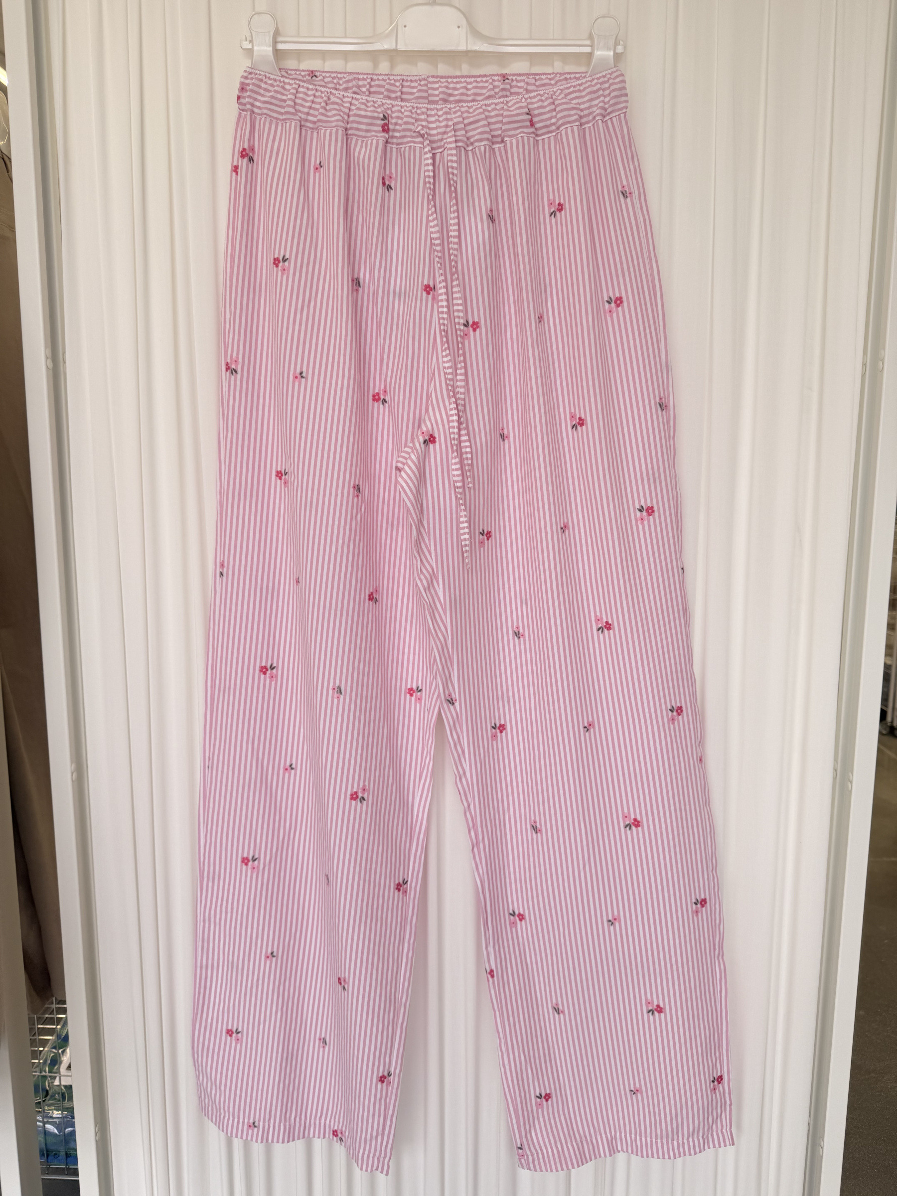 Wholesaler ARITA - Striped pants with floral print