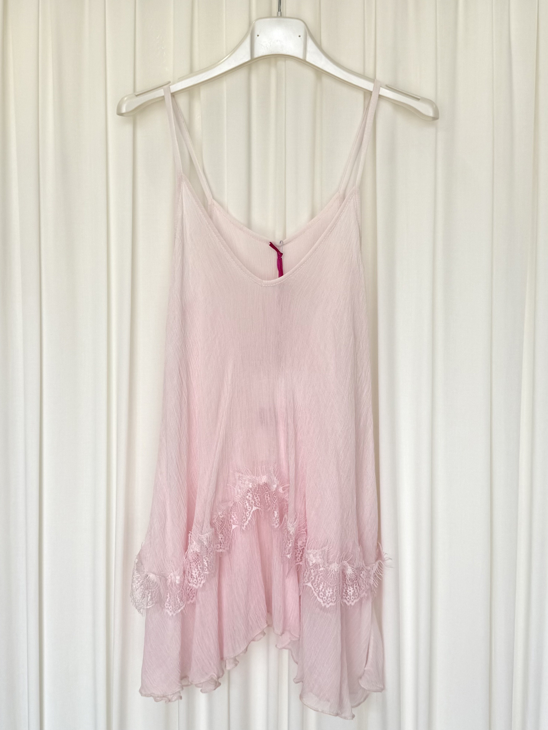 Wholesaler ARITA - Viscose satin top with lace.