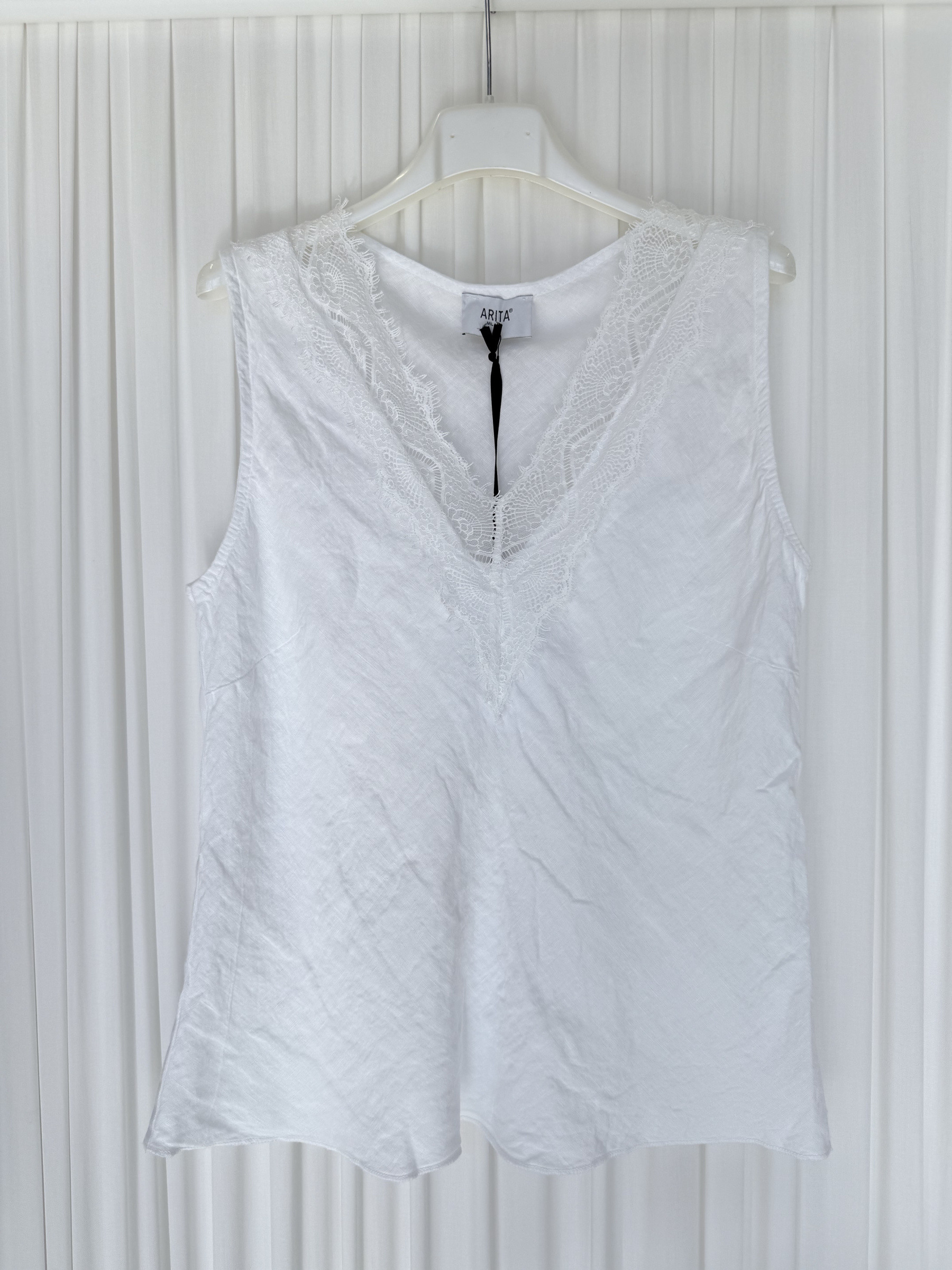 Wholesaler ARITA - Linen tank top with lace
