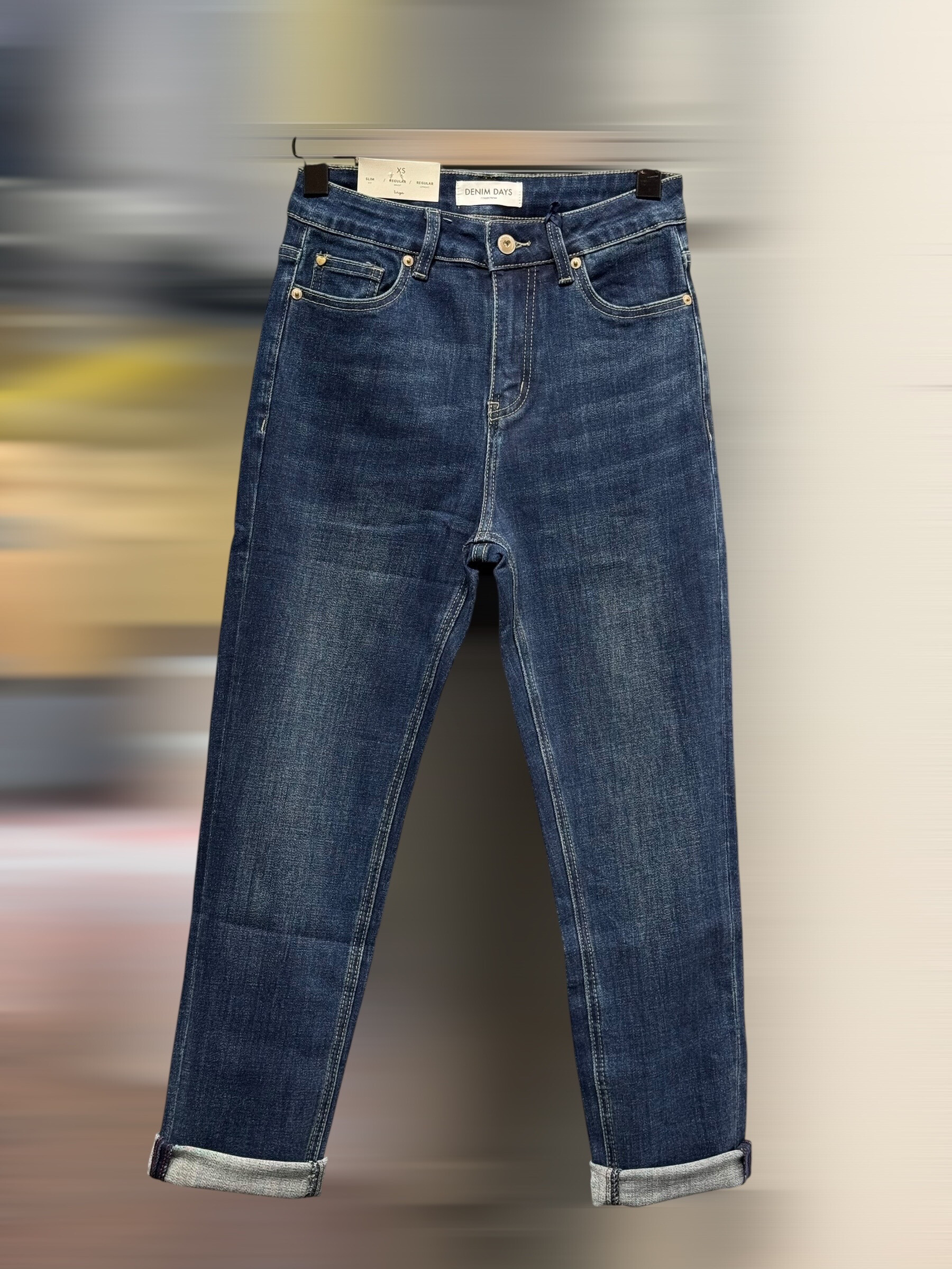 Wholesaler AROMA - jeans