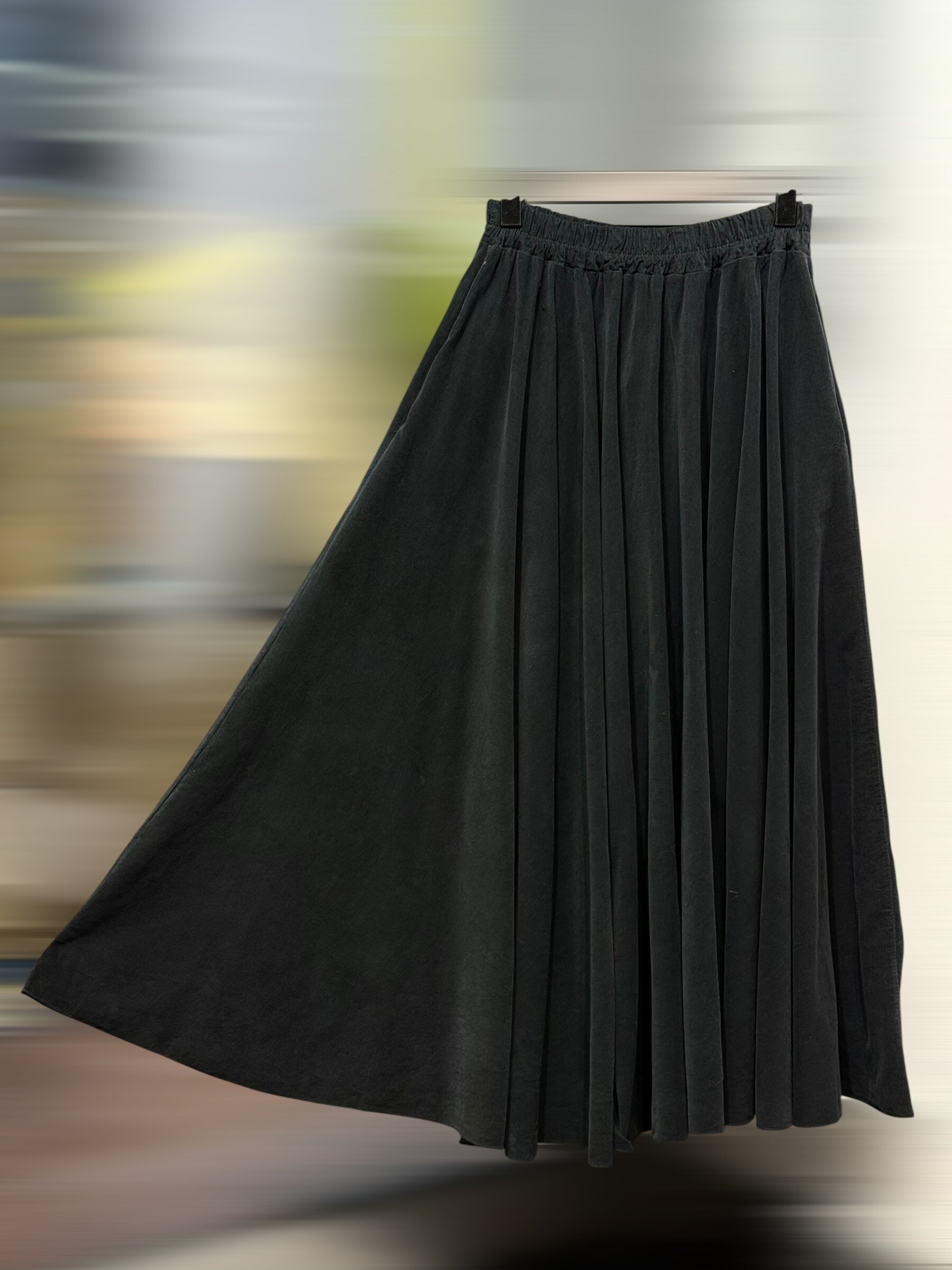 Wholesaler AROMA - Fine velvet skirt