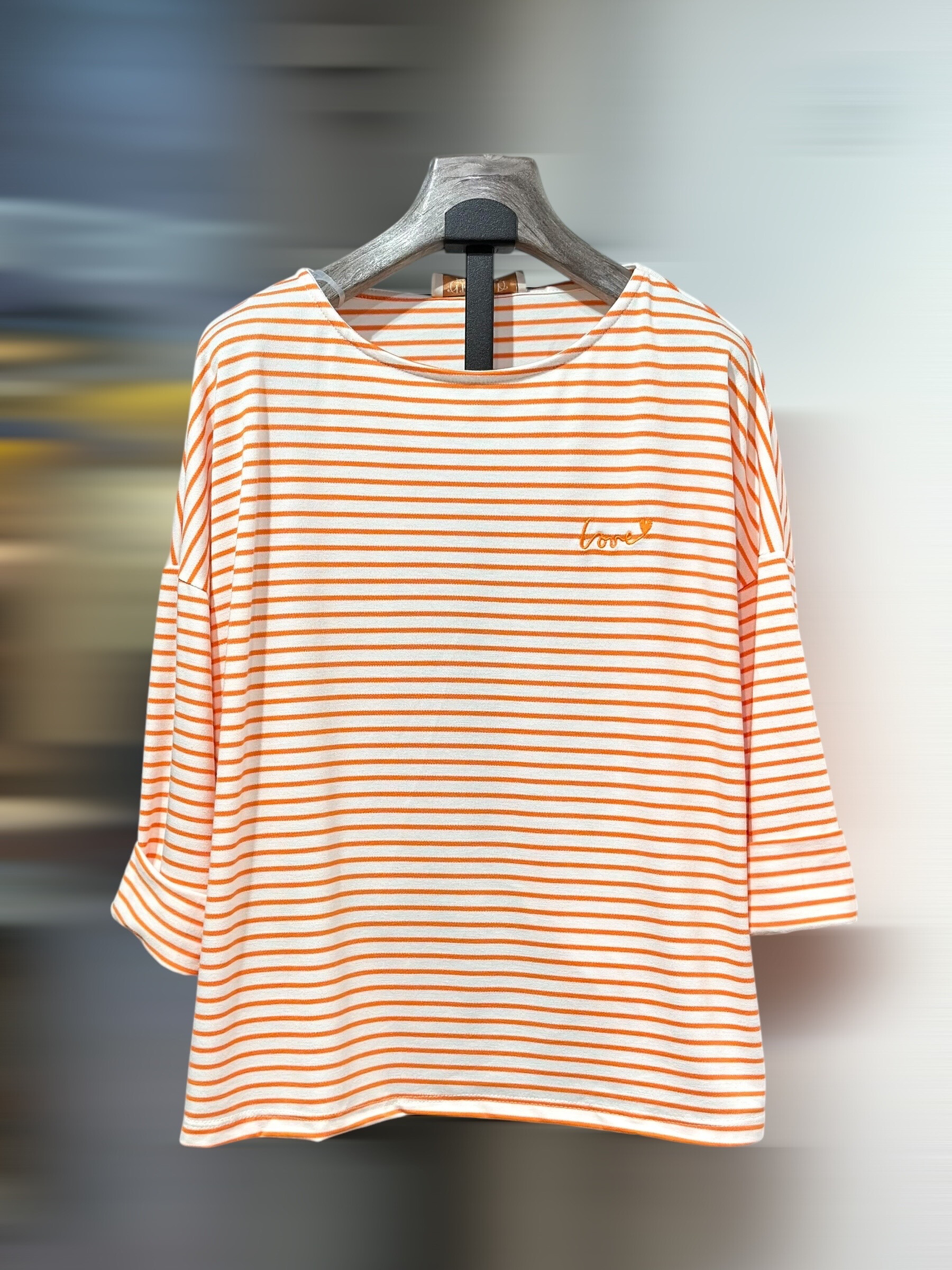 Grossiste AROMA - t-shirt love