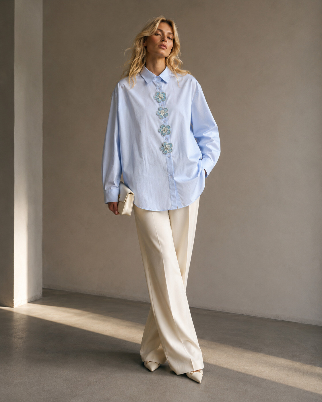 Grossiste Artflow - Chemise oversize à applications florales