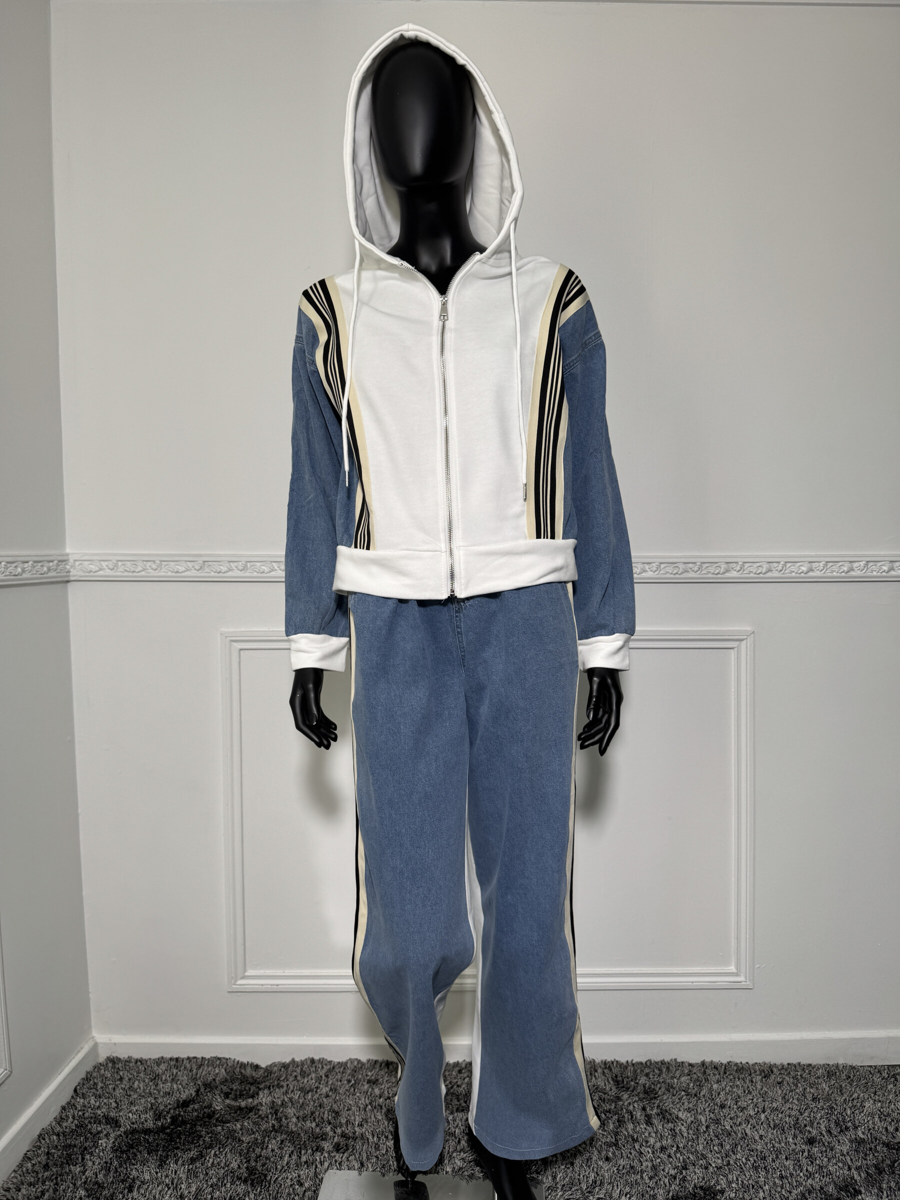 Wholesaler Artflow - Sport chic Denim & Vest