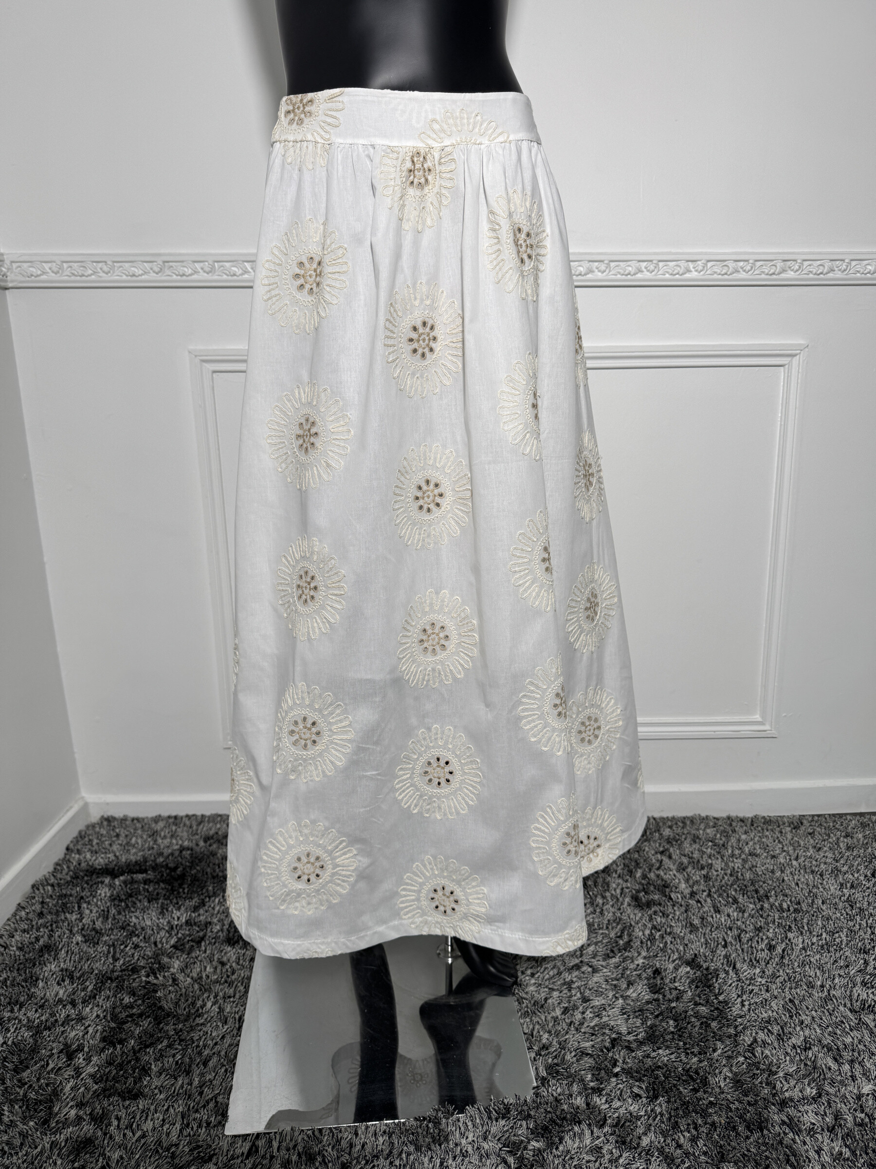 Wholesaler Artflow - Long bohemian skirt in 100% cotton