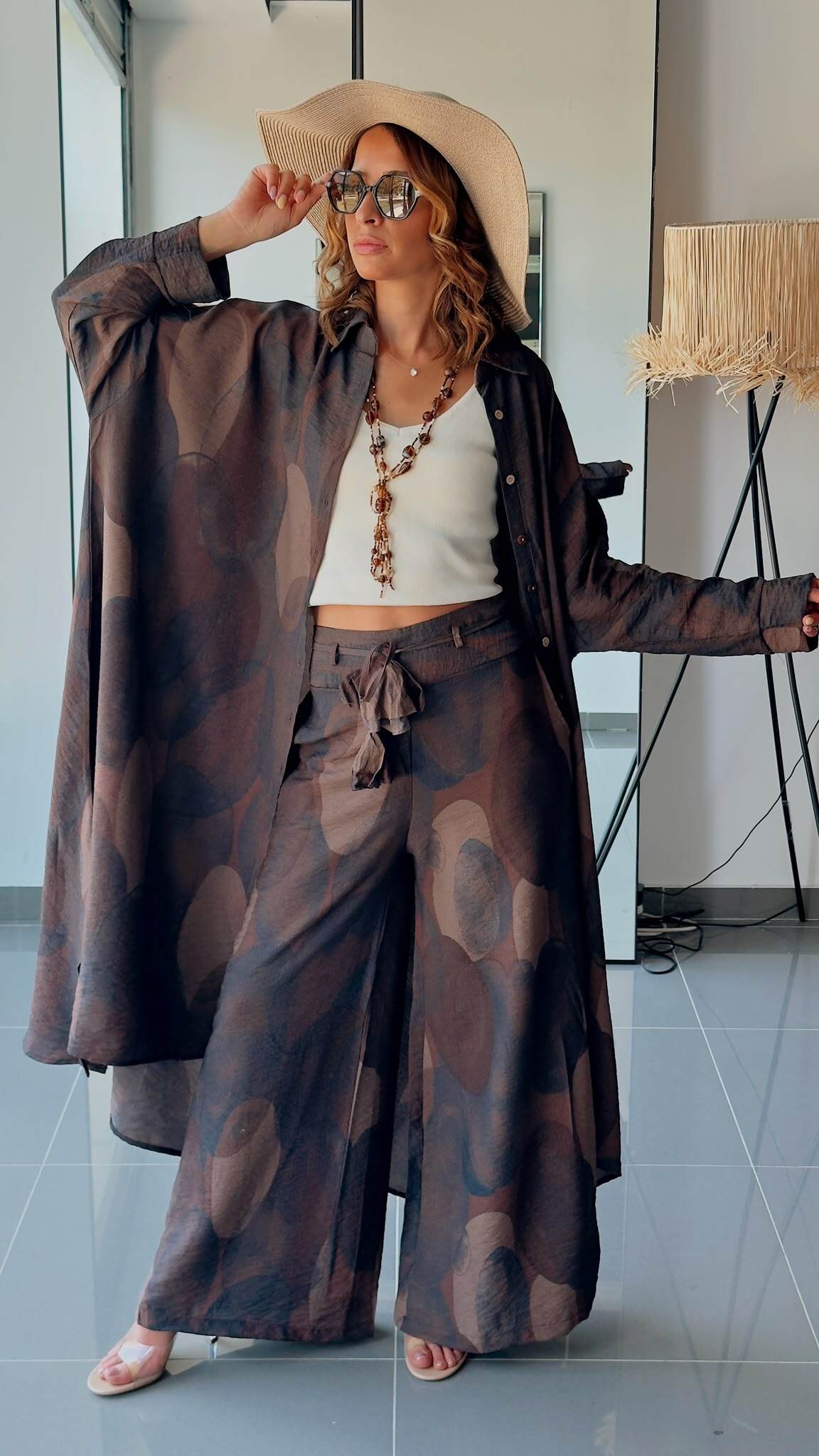 Großhändler ASHILDA PARIS - Grafisches Boho-Set – Langes Hemd & Fließende Hose