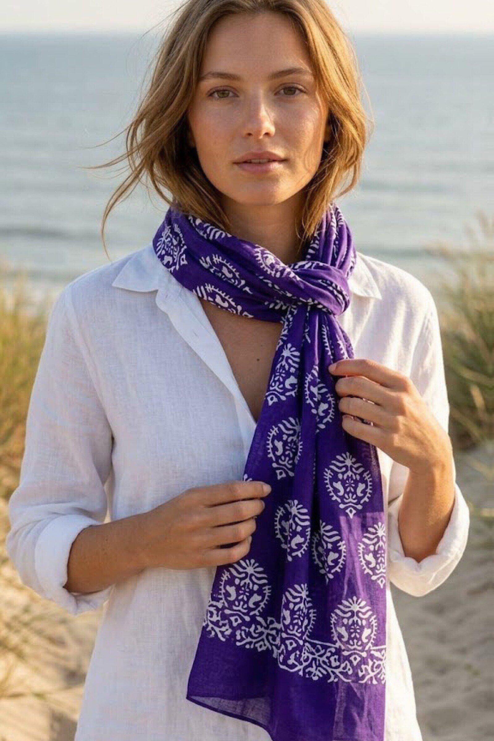 Wholesaler ASTRA Maroquinerie - Exotic Print Scarf 100% Cotton