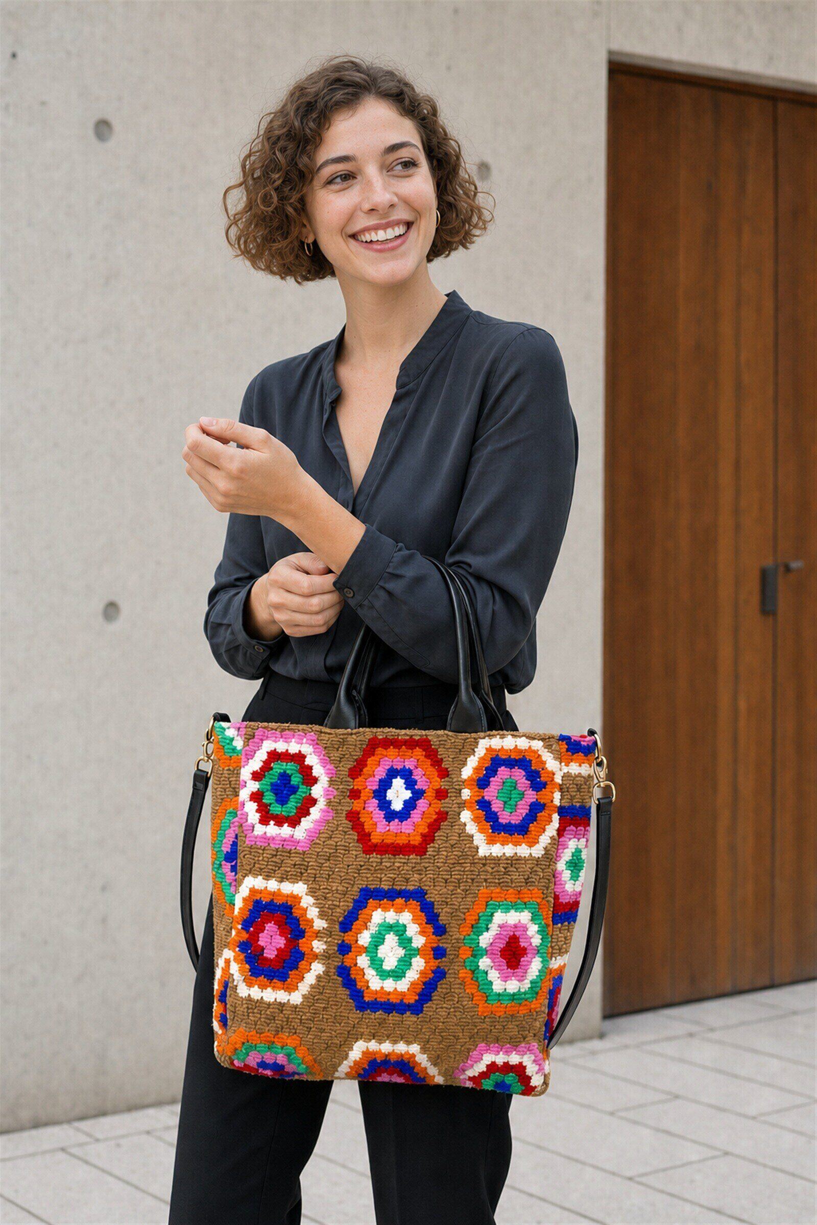 Wholesaler ASTRA Maroquinerie - Tote bag with geometric pattern