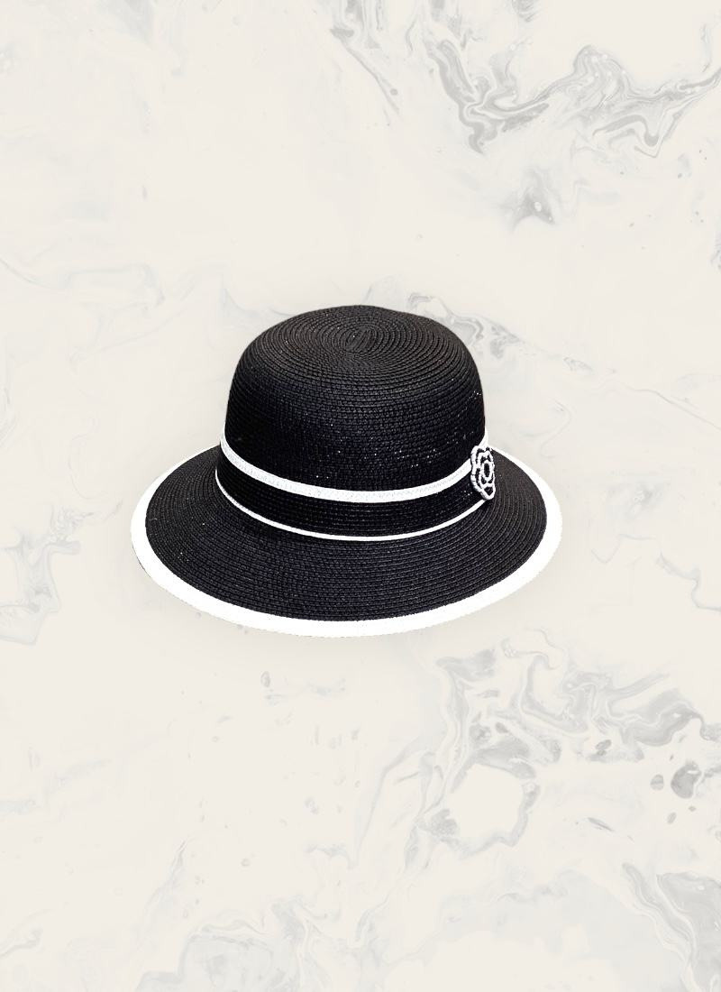 Grossiste ASTRA Maroquinerie - Chapeau élégant avec détail fleuri