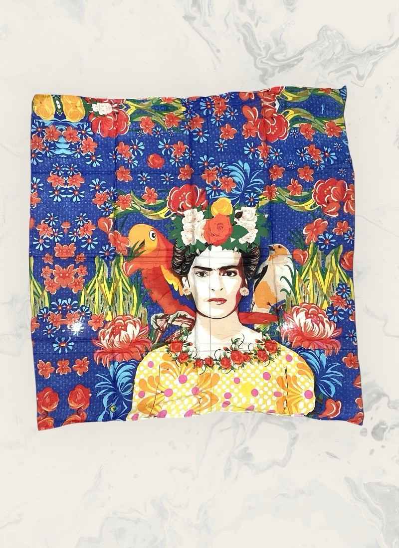 Wholesaler ASTRA Maroquinerie - STRENCE WOMAN STRAP 120x120cm