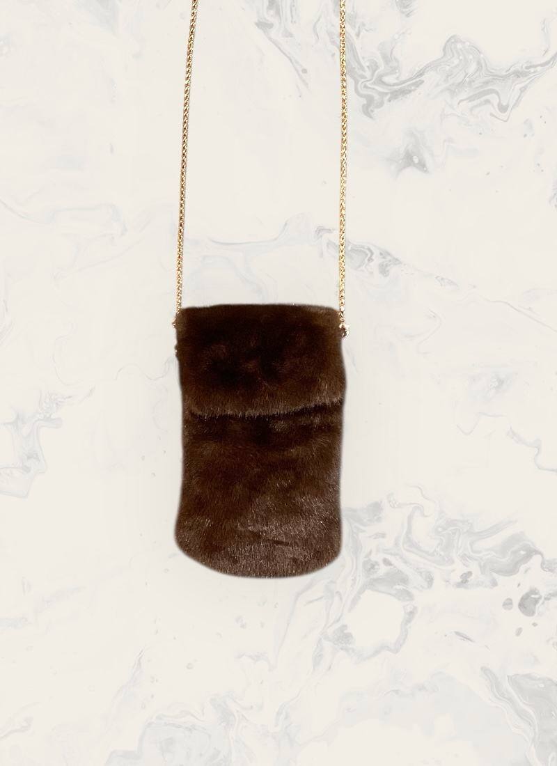 Großhändler Astra - Schicke Fell-Clutch