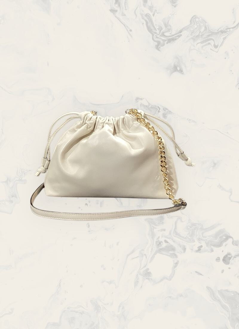 Wholesaler Astra - Trendy handbag with chain