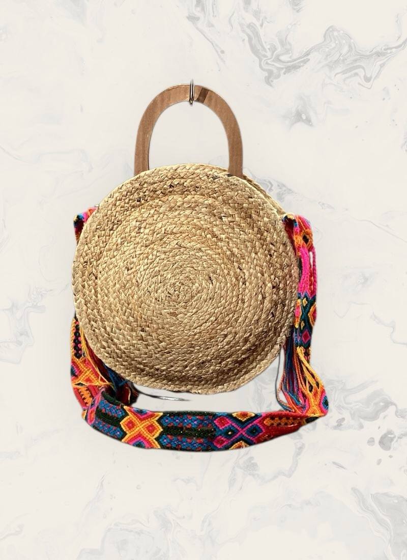 Wholesaler Astra - Round straw bag with shoulder strap