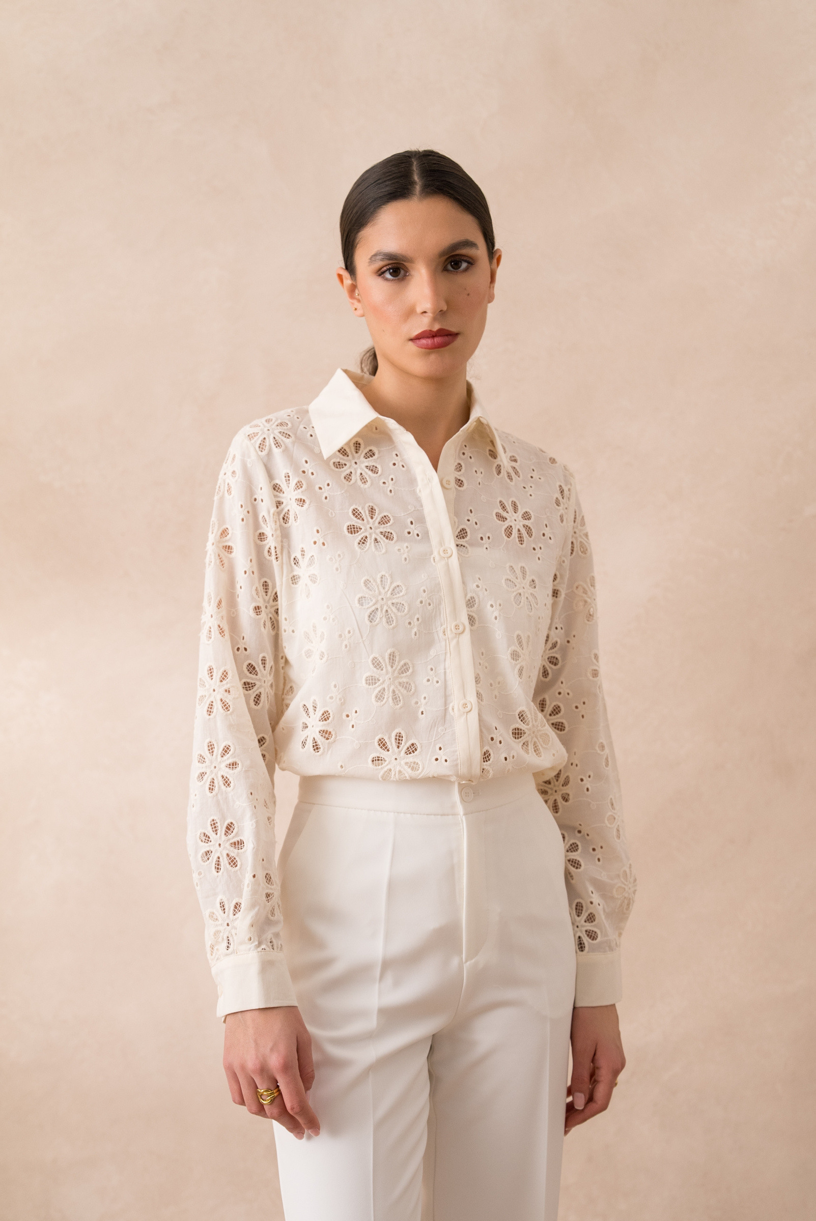 Grossiste Attentif - Chemise Brodée Unie en Coton