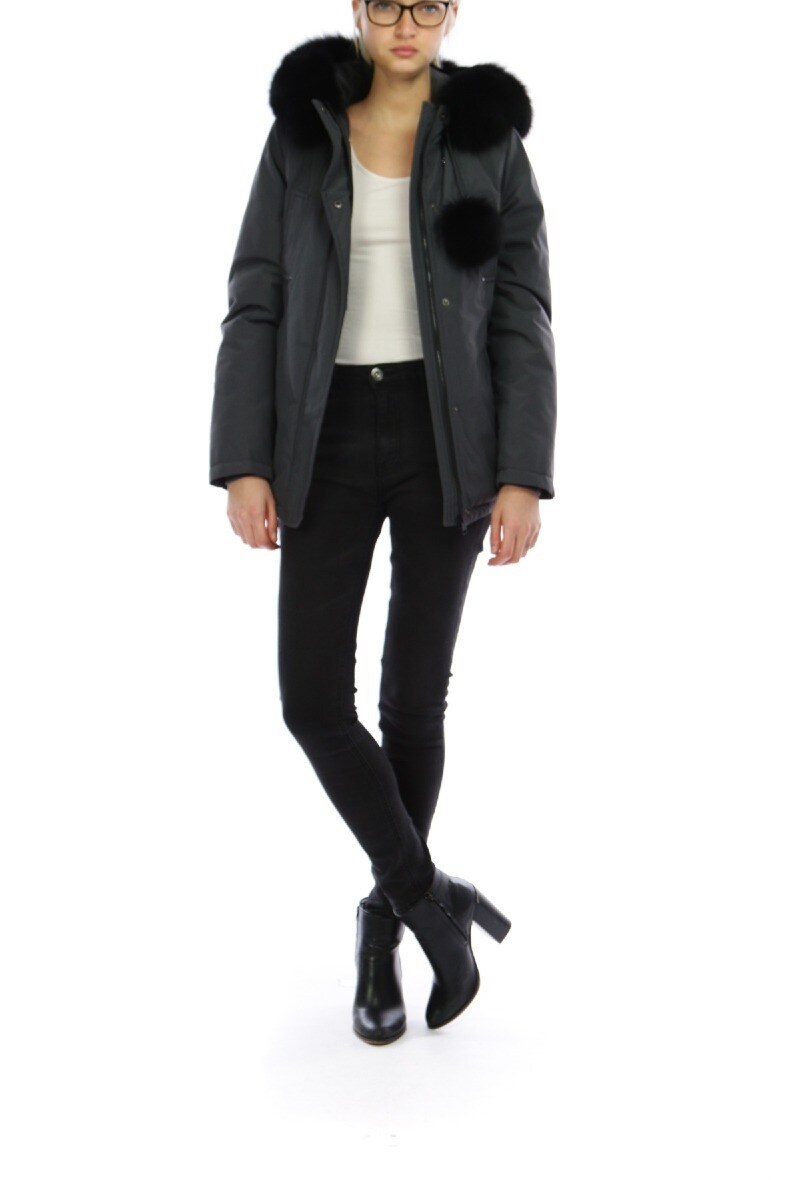 Grossiste Attentif - Parka courte véritable fourrure