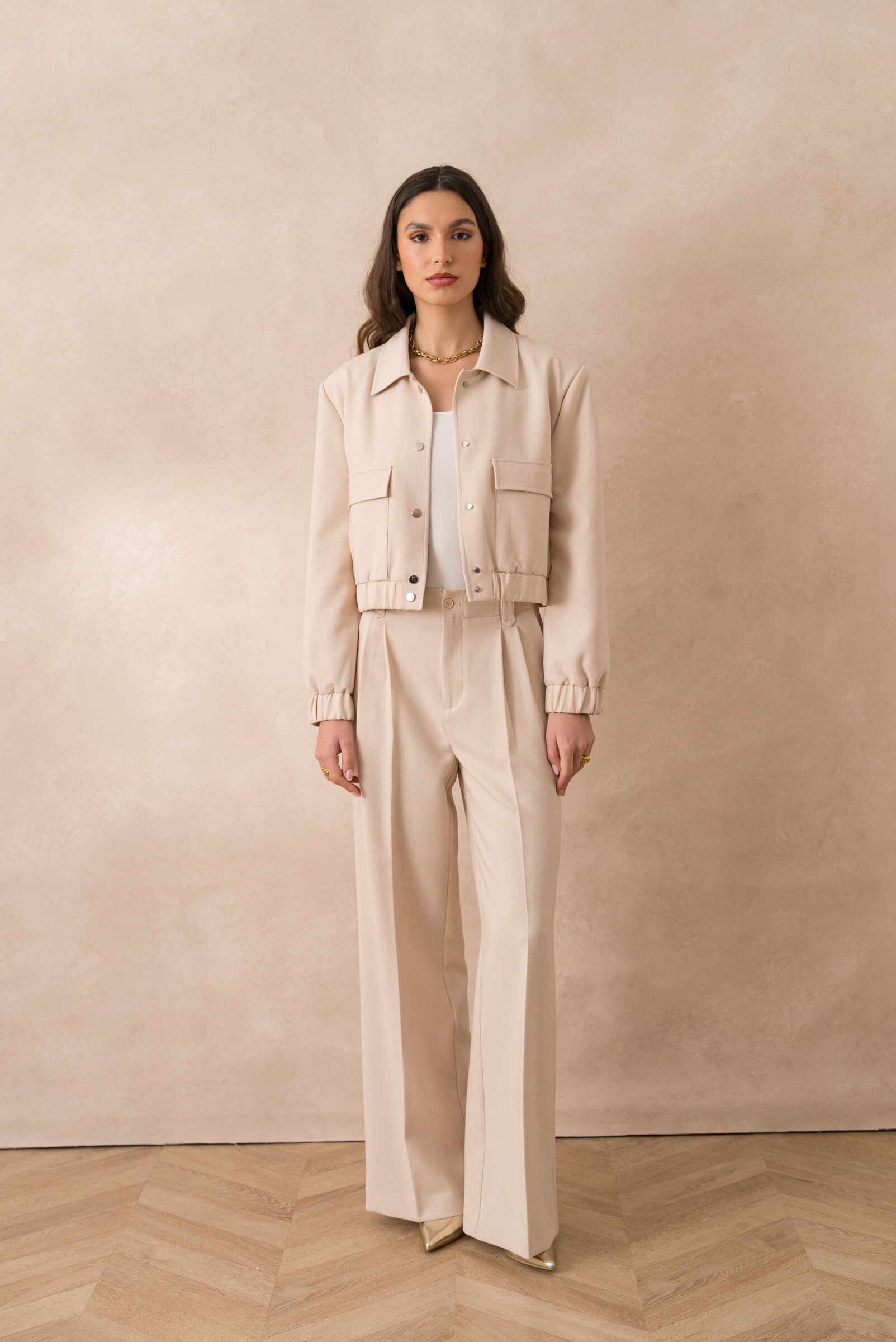 Grossista Attentif - [Aura] Insieme 2 pezzi giacche corte e pantaloni grandi con pinza