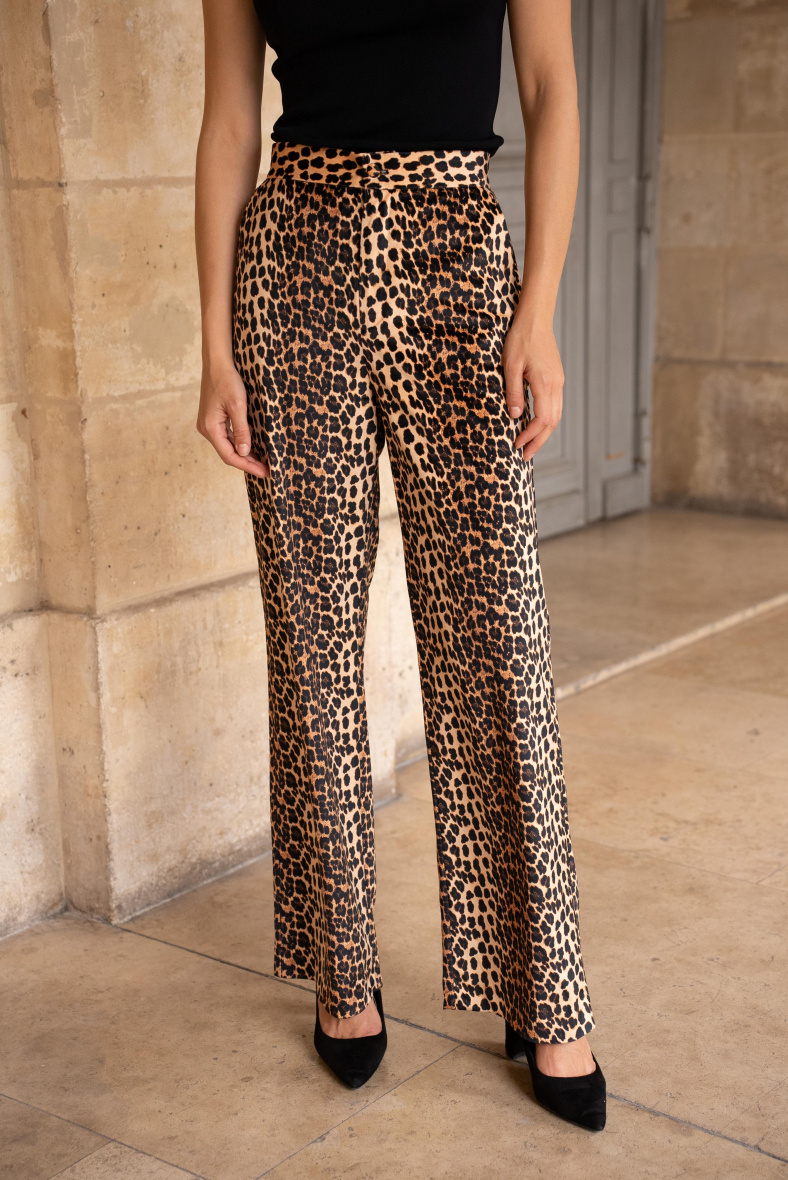 Grossiste Attentif - Pantalon velours léopard taille haute coupe droit
