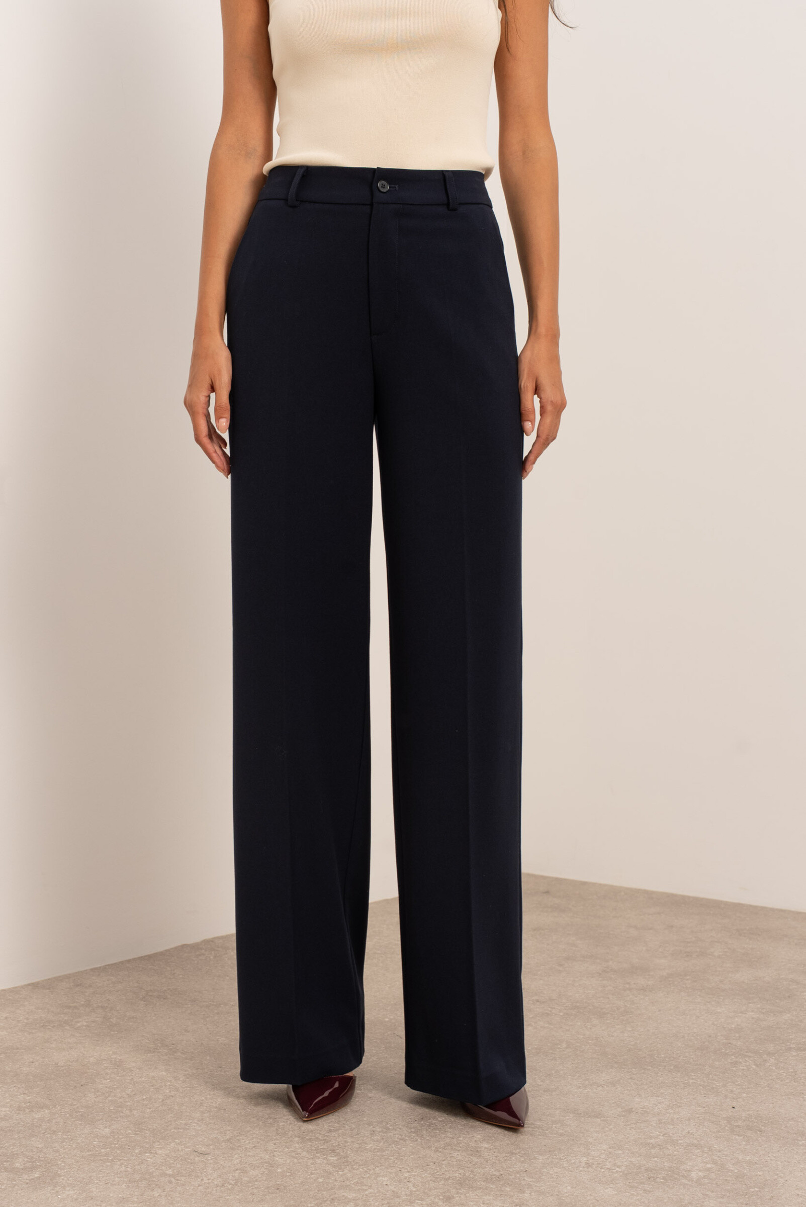 Grossiste Attentif - Pantalon tailleur à jambes larges