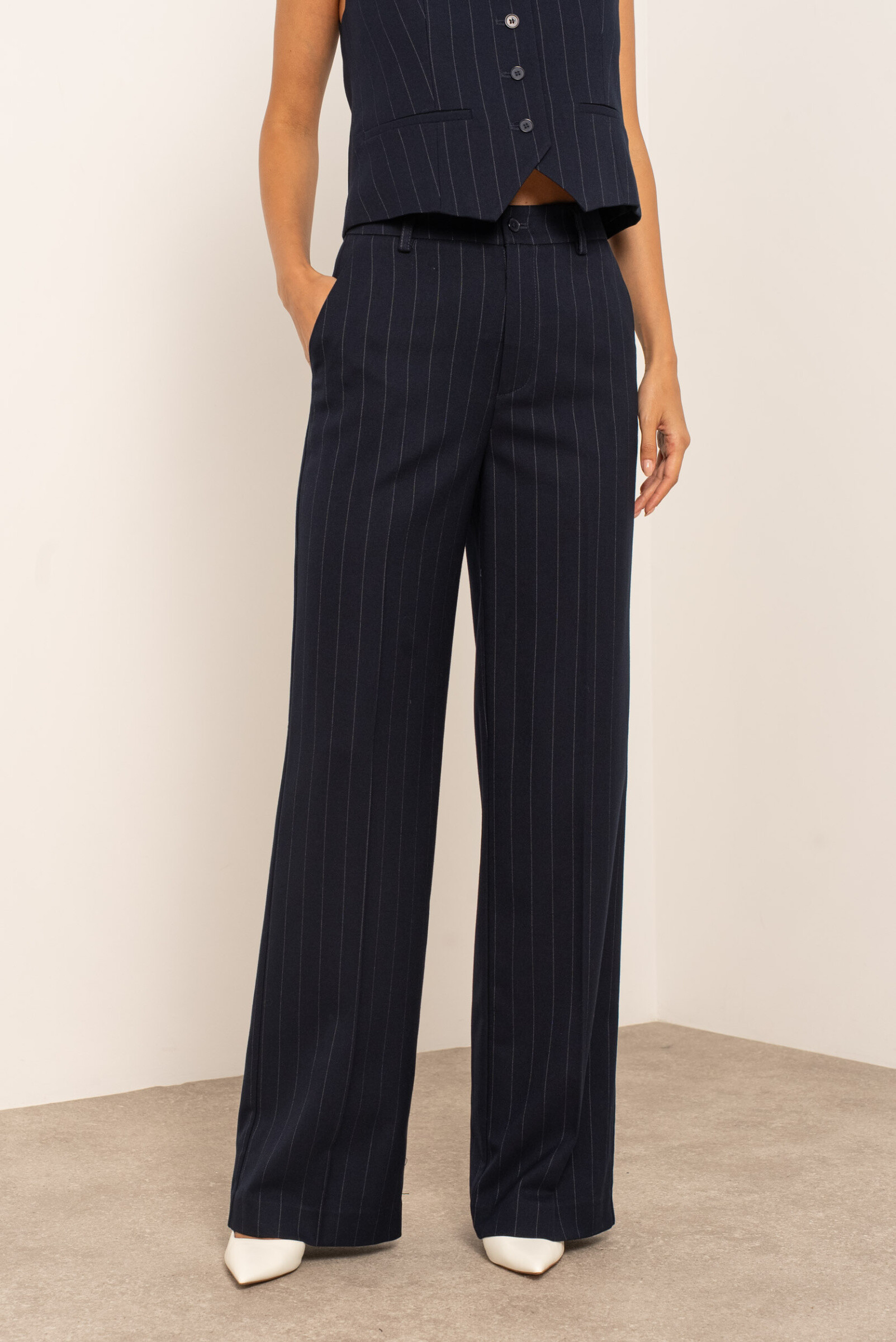 Grossista Attentif - Pantaloni sartoriali a righe sottili