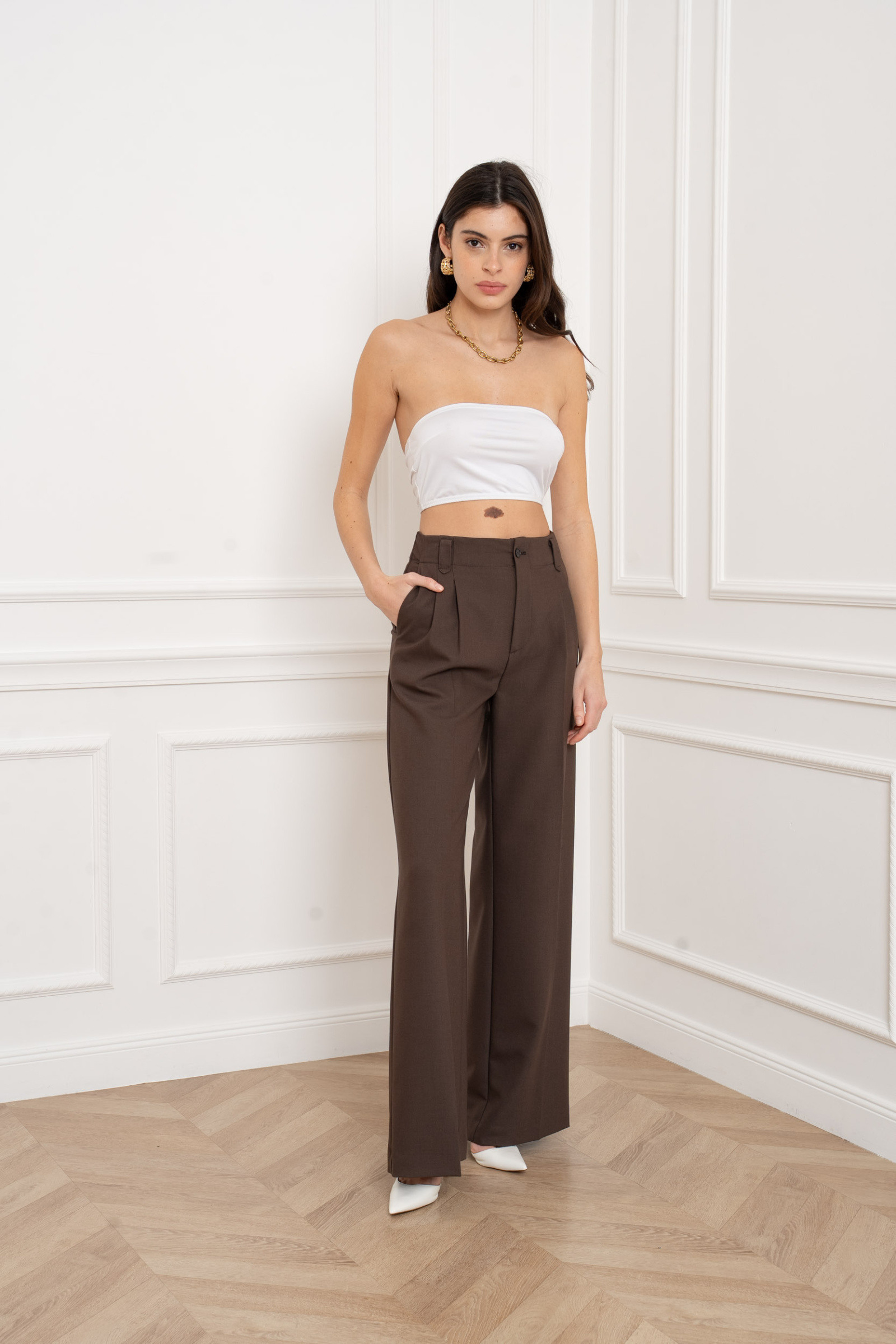 Wholesaler Attentif - [Prisme] High-waisted straight-cut pants with wide legs and pleats.