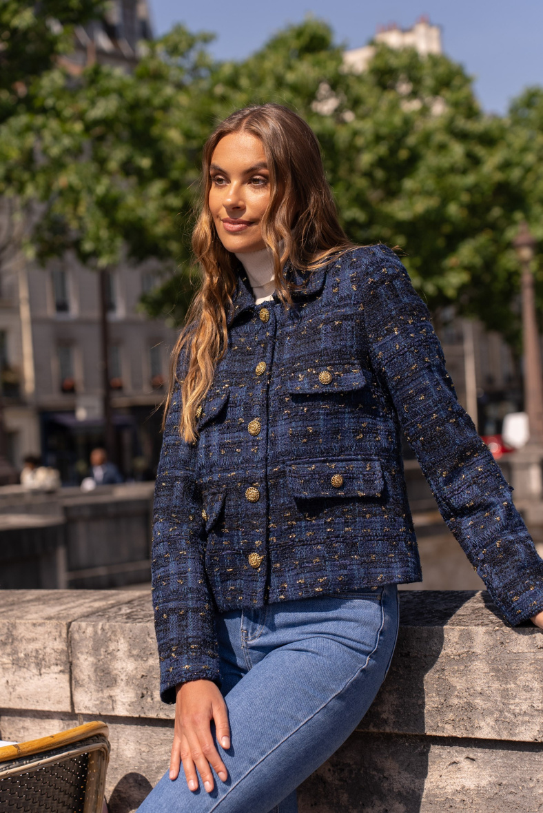 Mayorista Attentif - Chaqueta cropped de tweed con detalles dorados