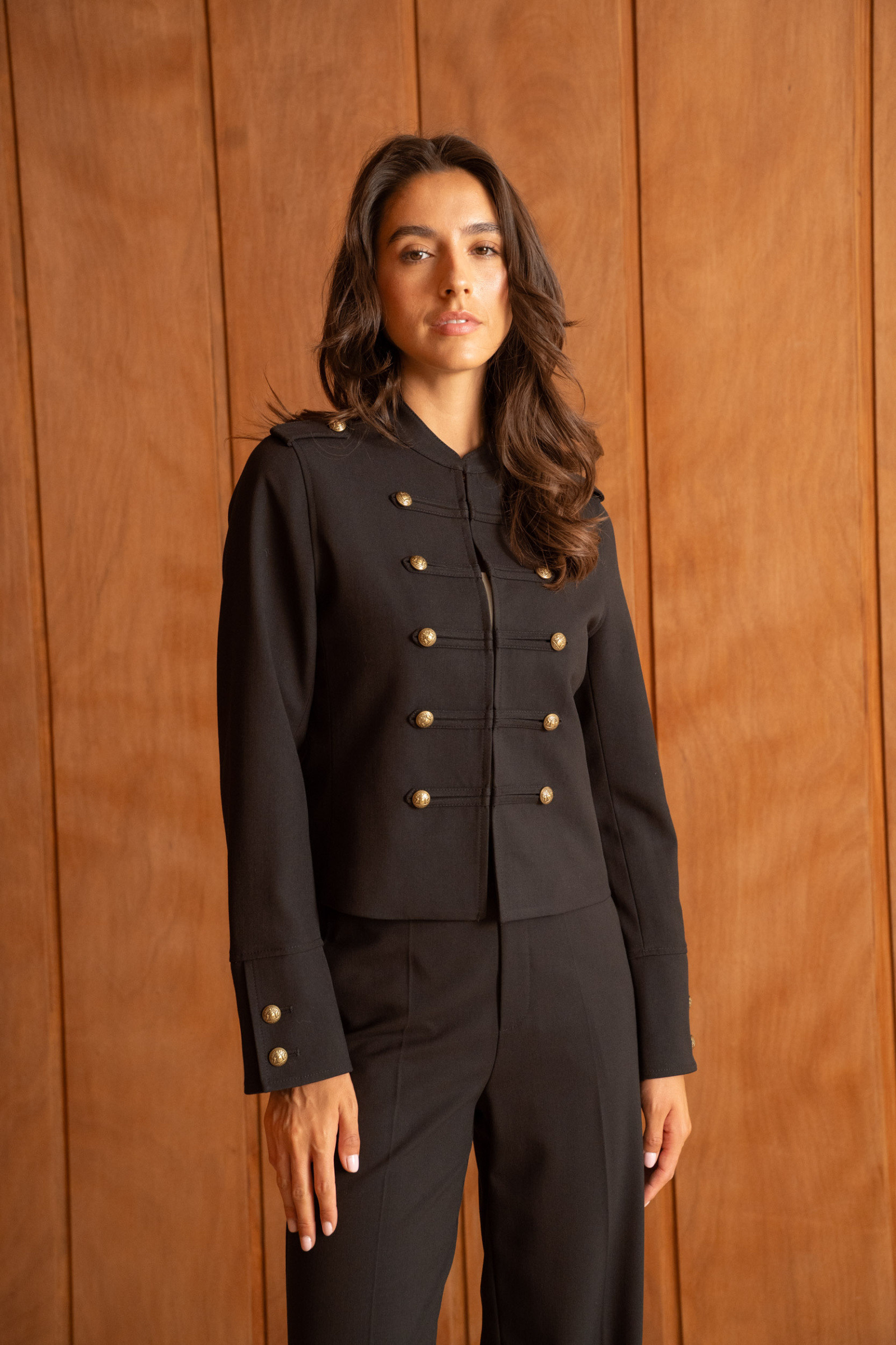 Grossiste Attentif - [Ori] Veste courte officier à boutonnage doré