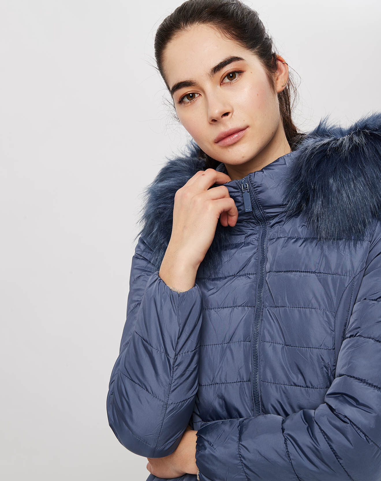 Wholesaler Attrait Outlet - Long down jacket, faux fur hood
