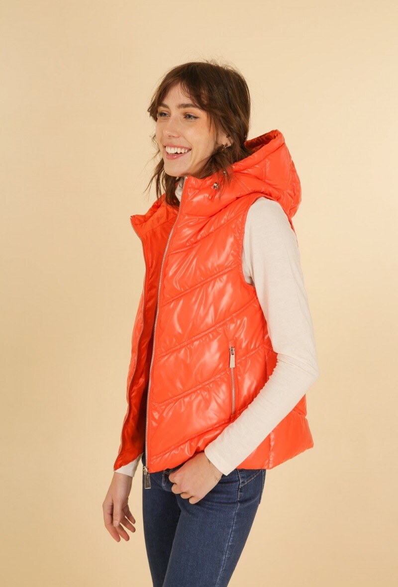 Mayorista Attrait Outlet - Anorak metalizado sin mangas con capucha