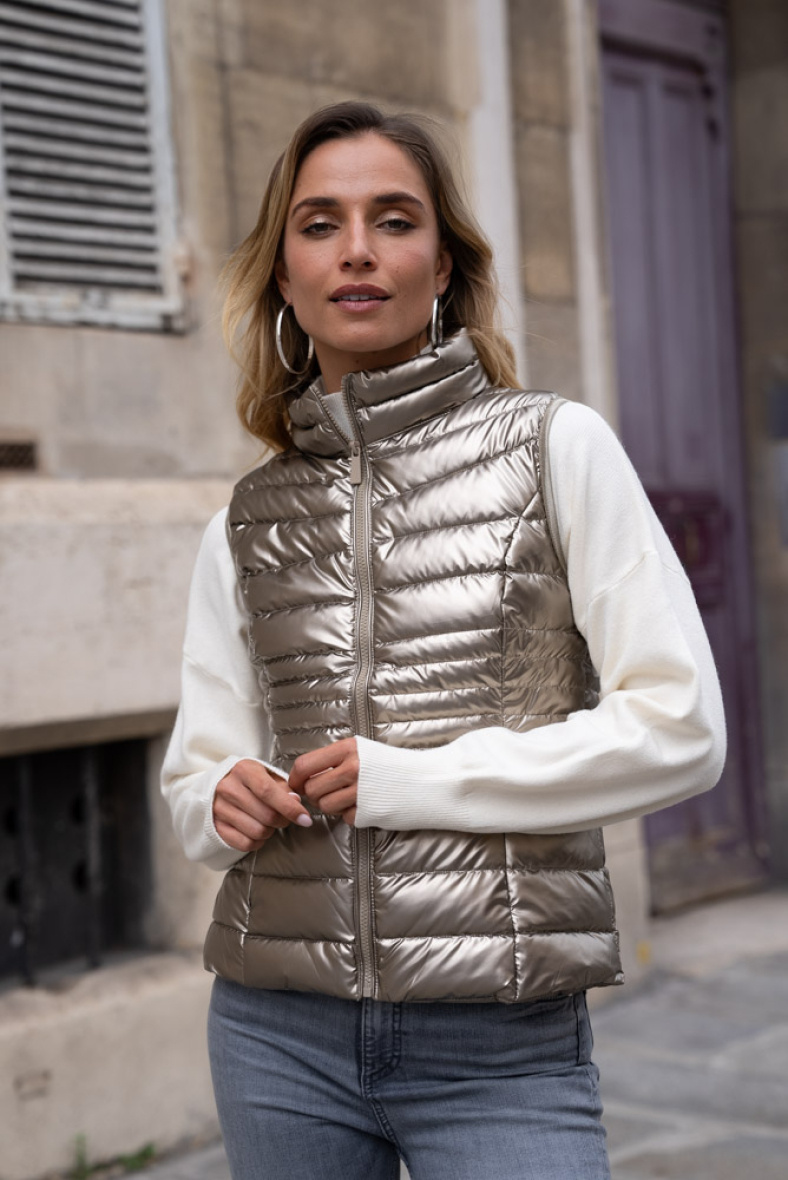 Grossiste Attrait Paris - Doudoune basique sans-manche uni brillant