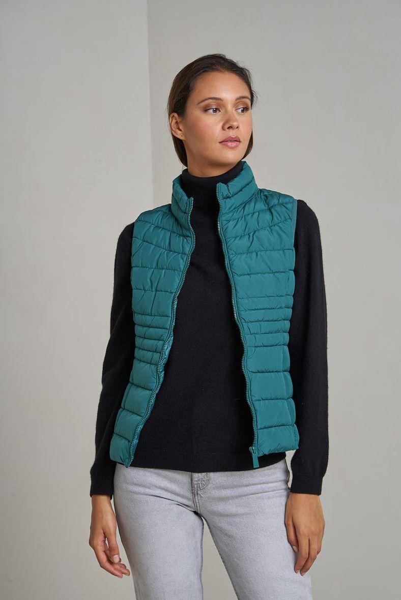 Großhändler Attrait Paris - Einfache, schlichte, ärmellose Steppjacke