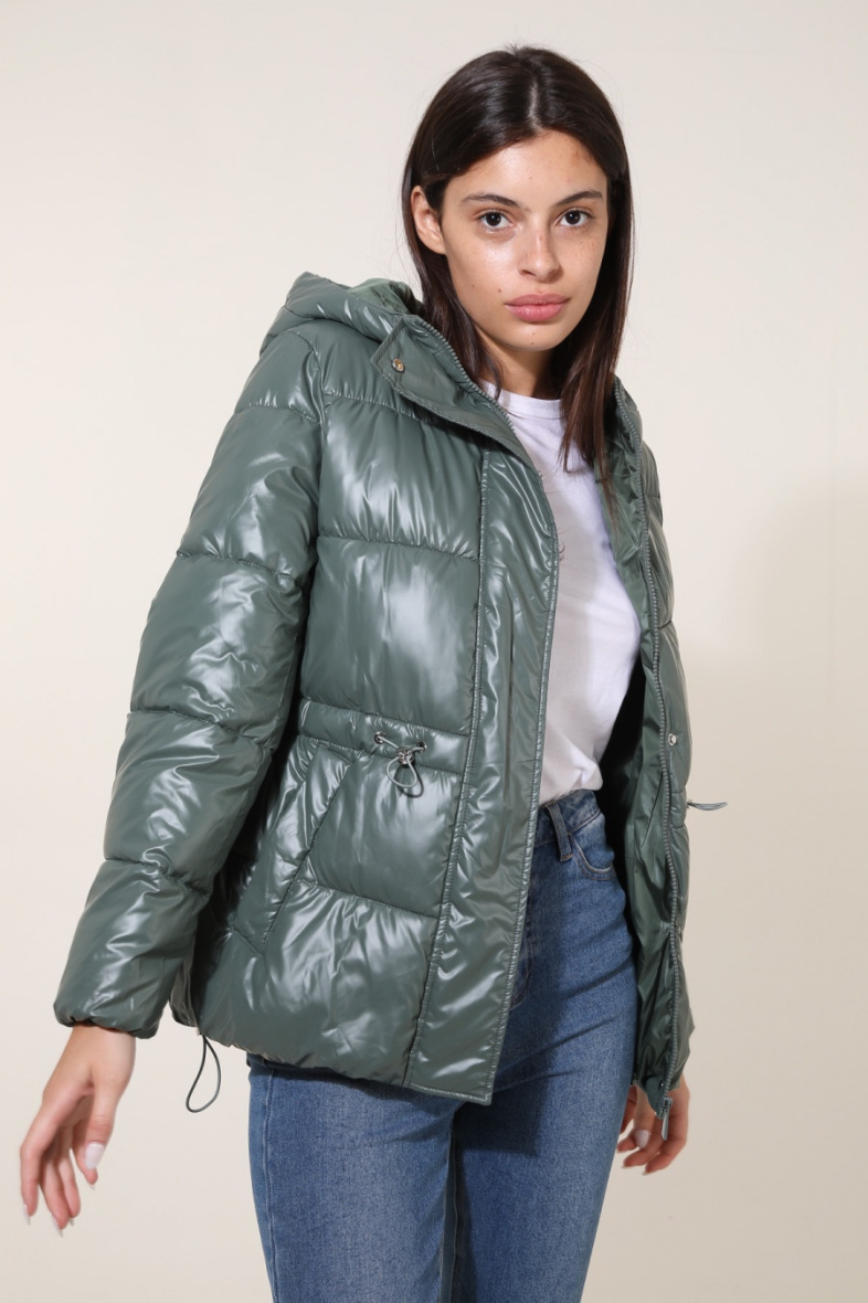 Grossiste Attrait Outlet - Doudoune courte avec capuche
