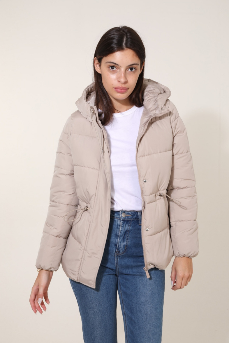 Grossiste Attrait Outlet - Doudoune courte avec capuche