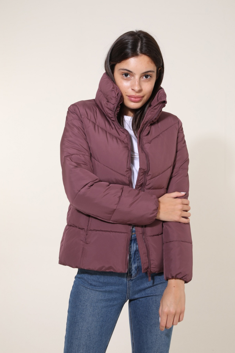 Grossiste Attrait Outlet - Doudoune courte avec col montant
