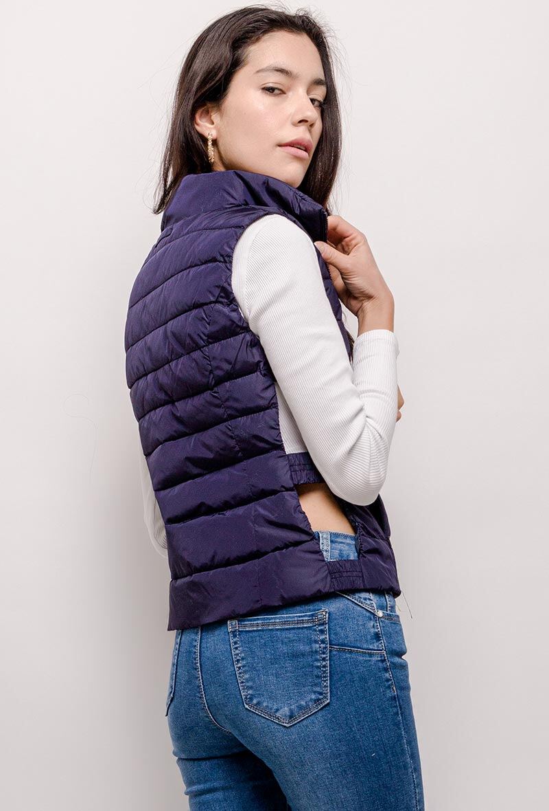 Grossiste Attrait Paris - Gilet sans manche ouvert sur les côtés