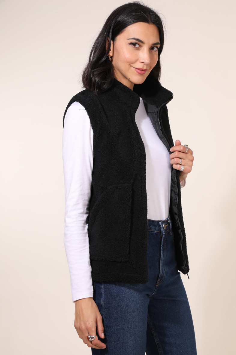 Grossiste Attrait Outlet - Gilet en fourrure sans manches