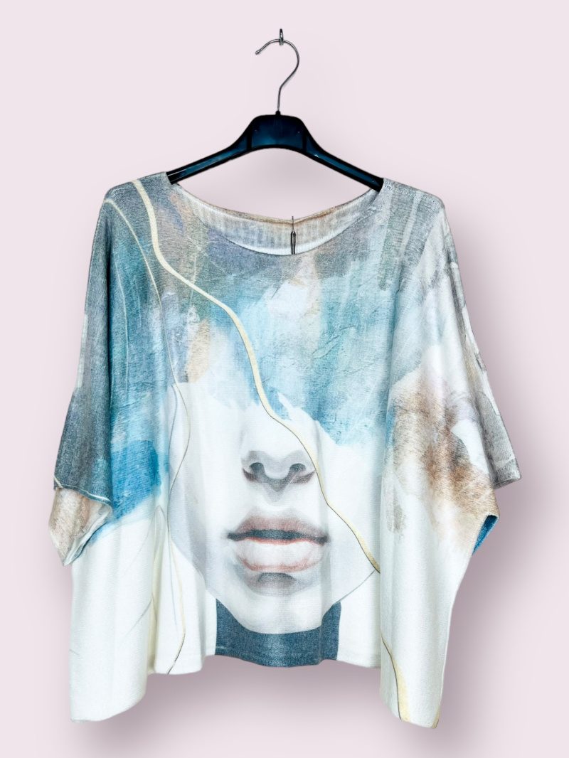 Wholesaler AUBERJINE - Poncho sweater with pattern, 3/4 batwing sleeve