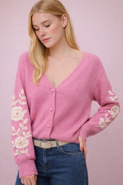 Grossiste Audrey - Cardigan Brodé Floral AP161 ROSE Grossiste Audrey - Cardigan Brodé Floral AP161 ROSE