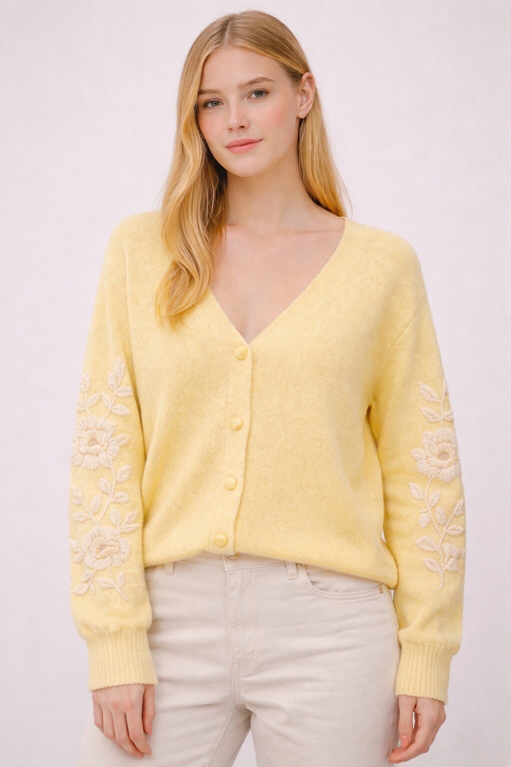 Großhändler Audrey - Floraler Bestickter Cardigan